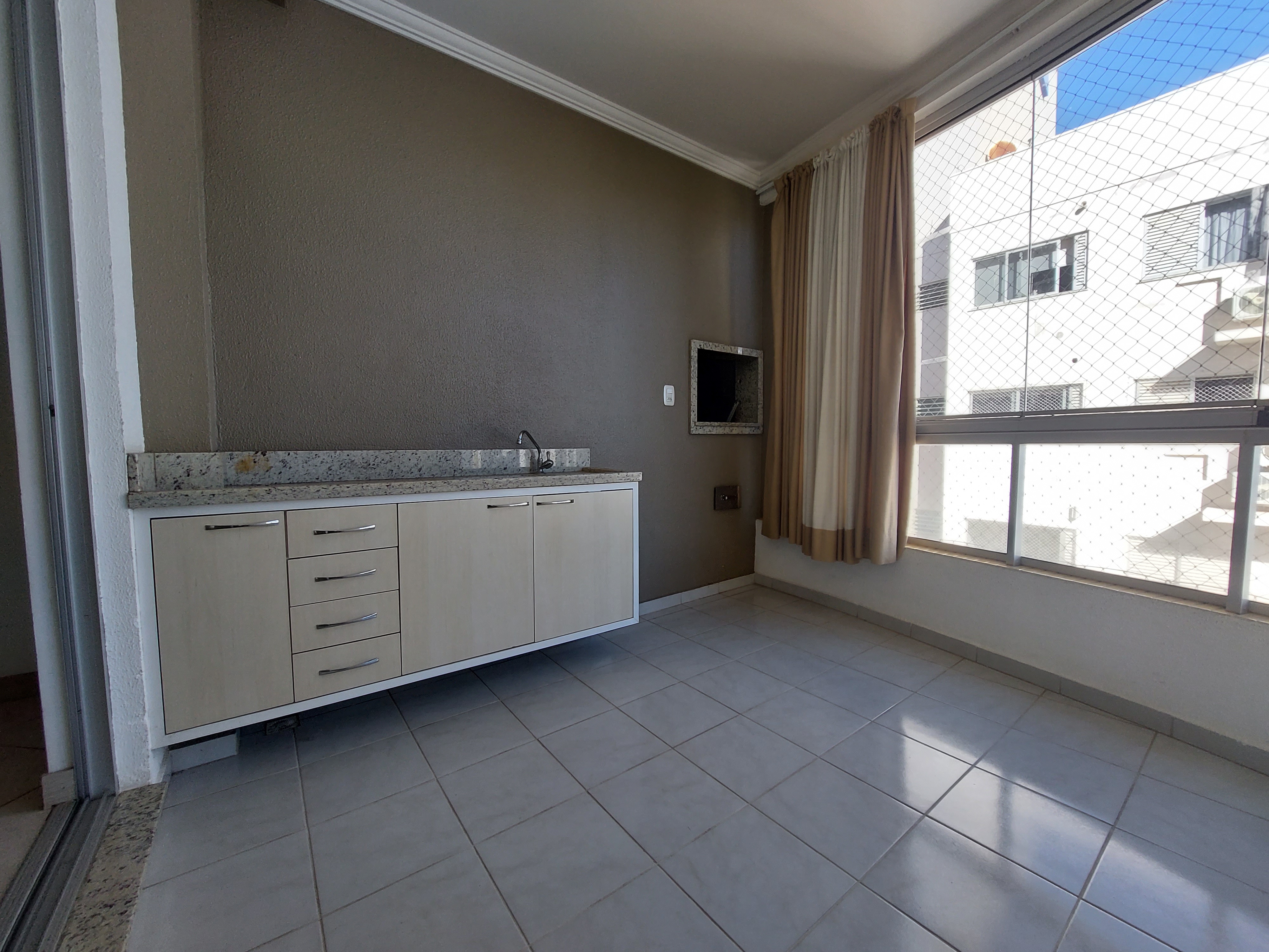 Apartamento 1 suíte para alugar no Centro em Chapecó | Mobg
