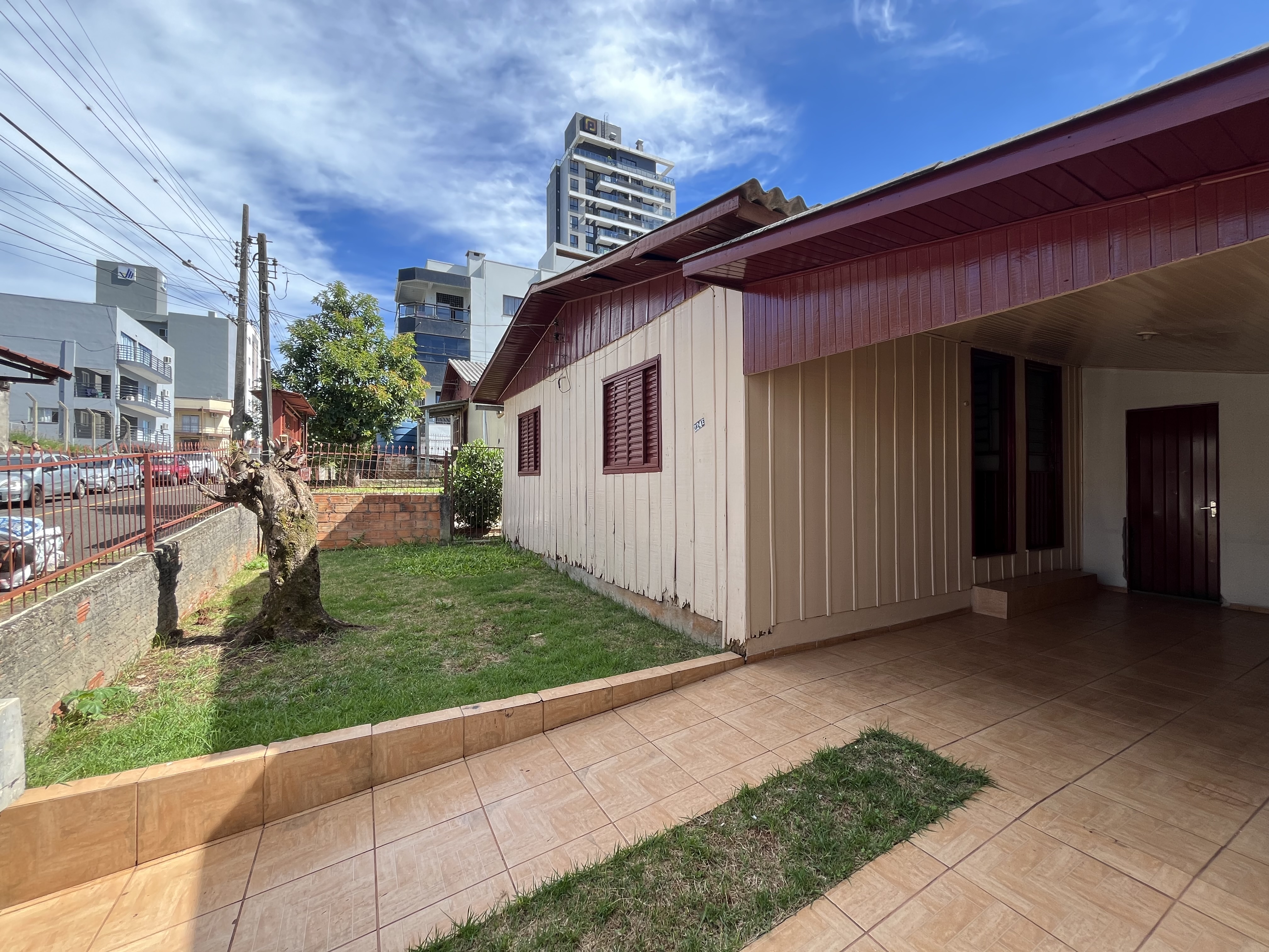 Casa para Alugar em Presidente Médici, Chapecó com 3 Quartos