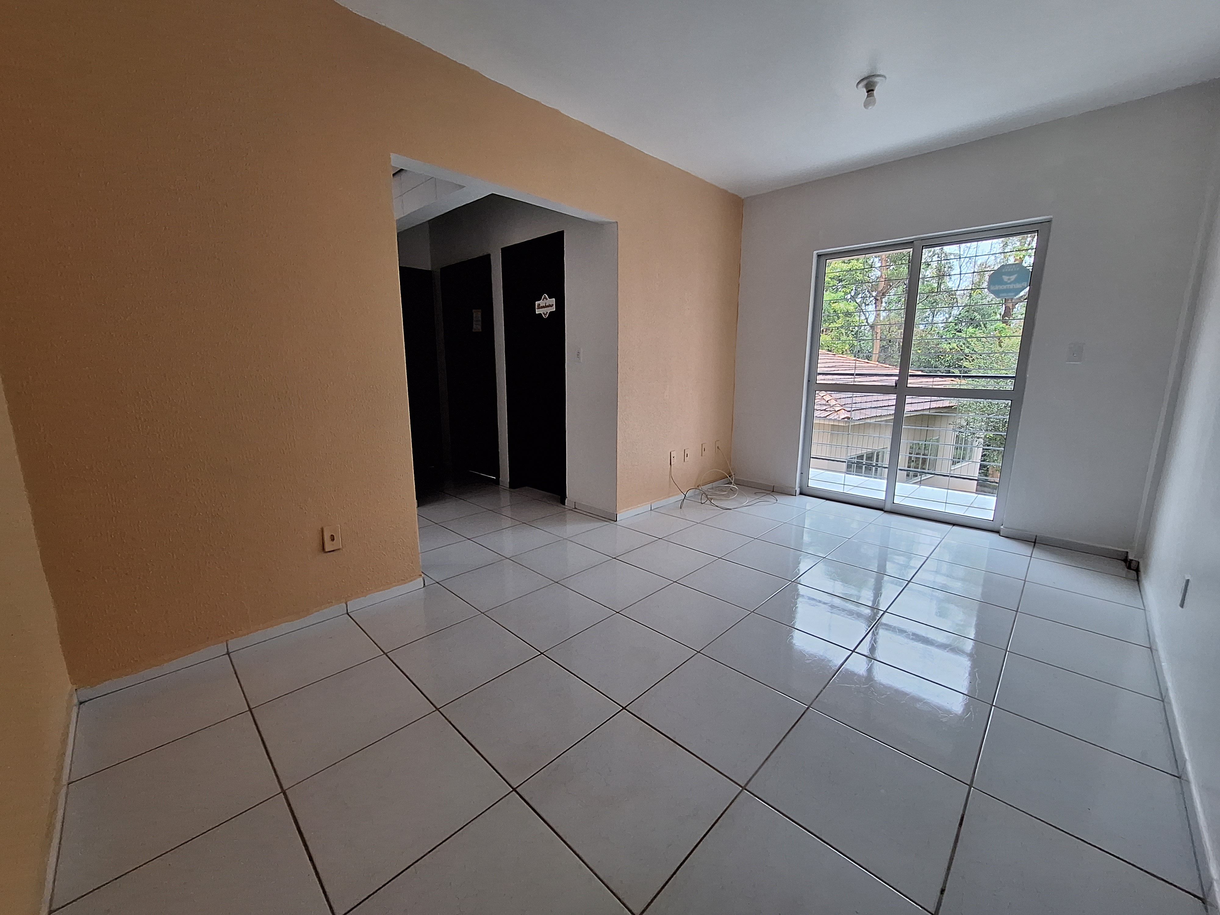 Apartamento com móveis sob medida e 62m² no Parque das Palmeiras
