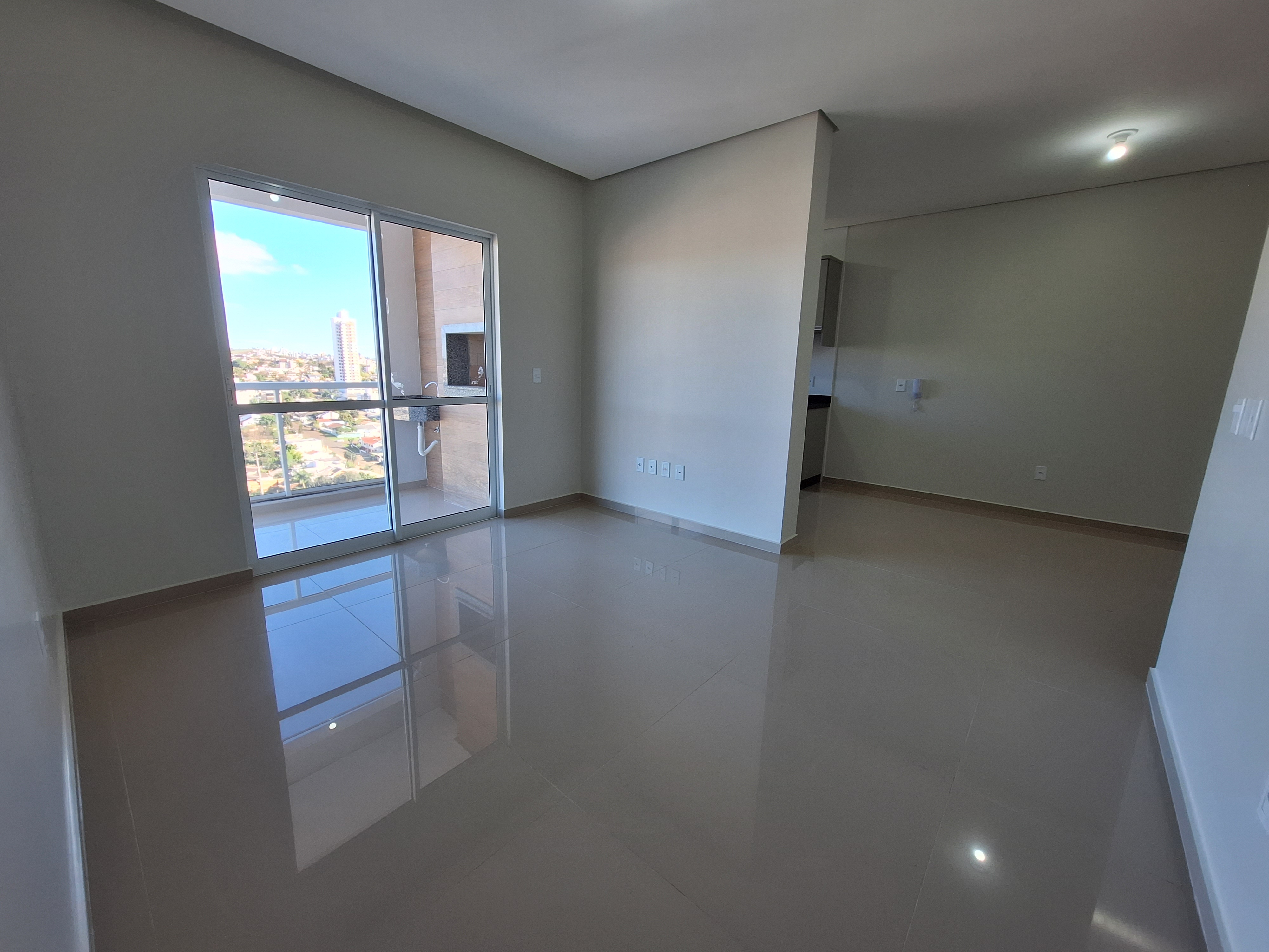 Apartamento 2 suítes para alugar no Presidente Médici | Mobg