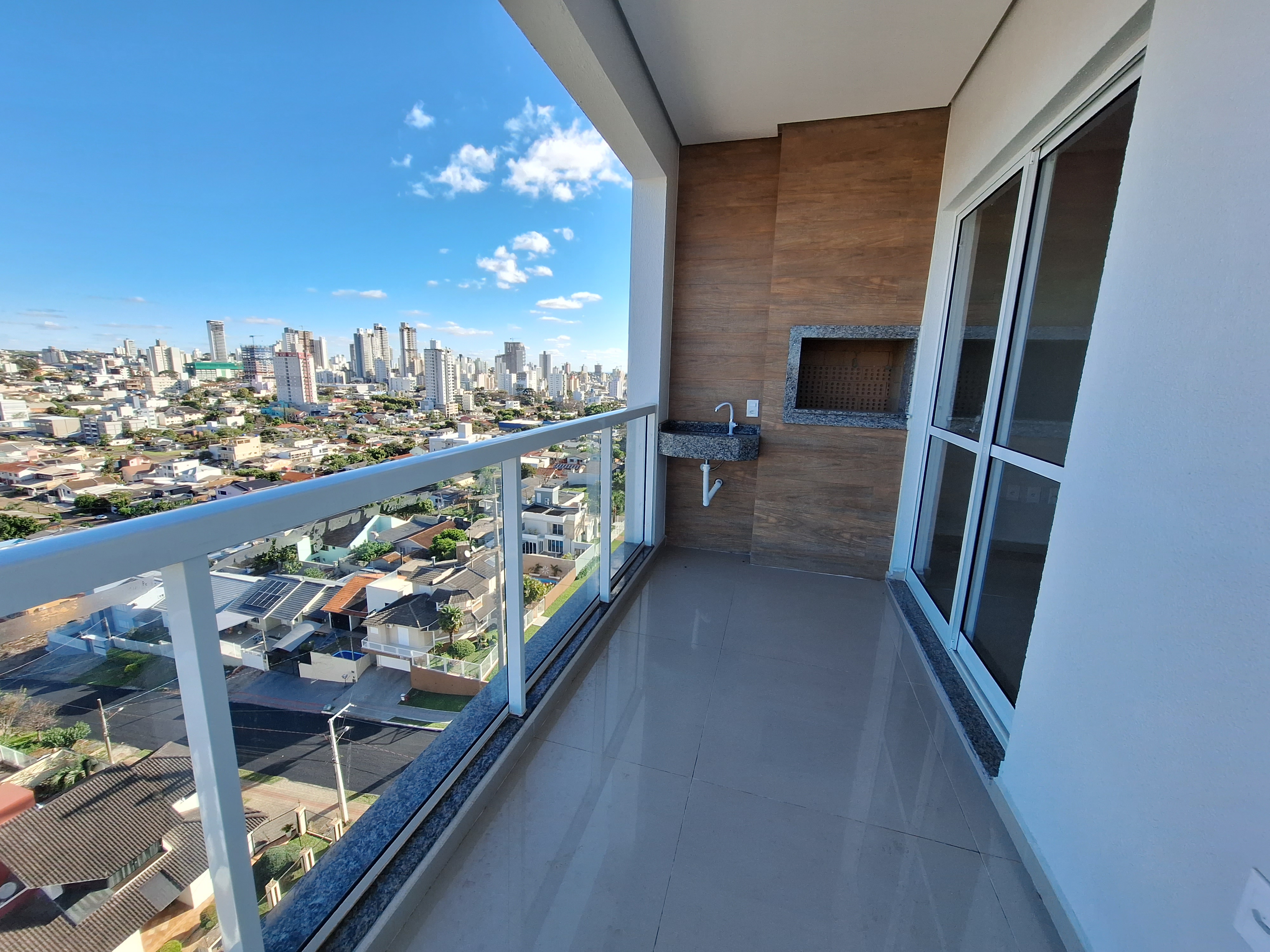 Apartamento 2 suítes para alugar no Presidente Médici | Mobg