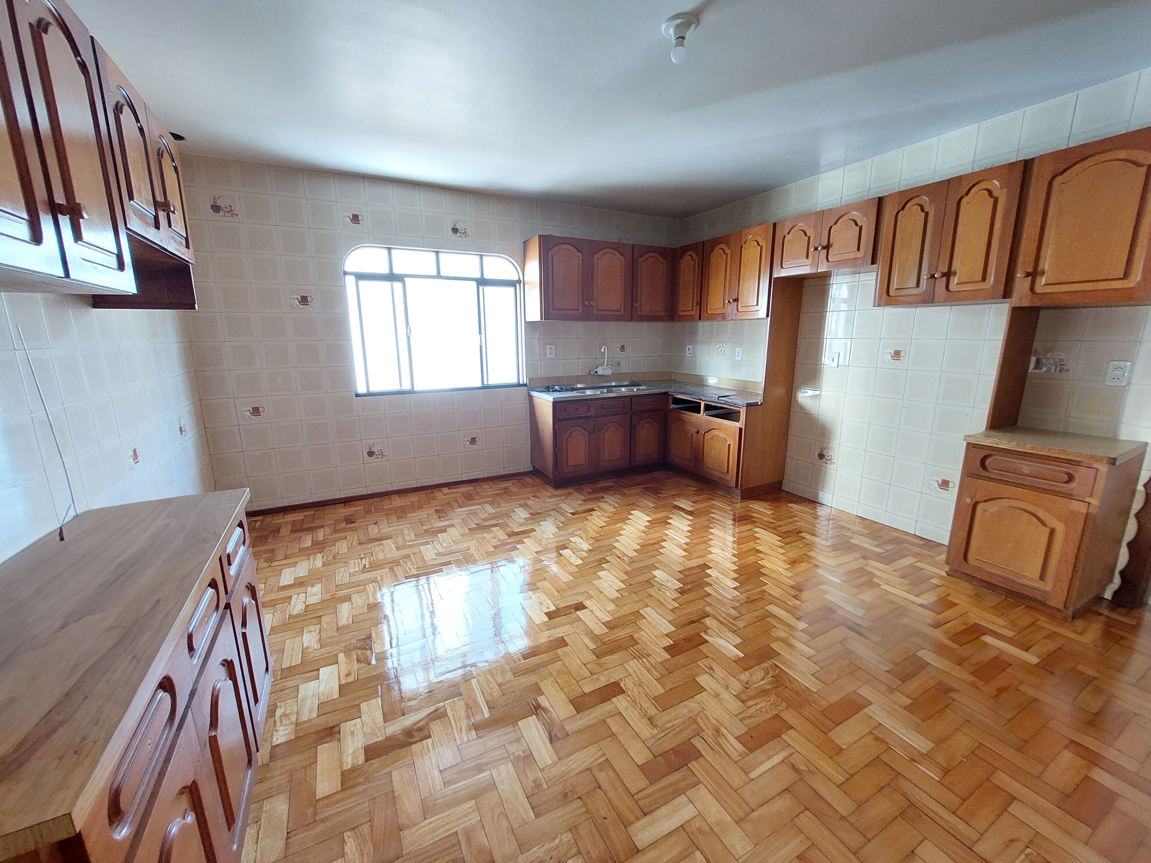 Casa Comercial 1 suíte para alugar no Centro em Chapecó