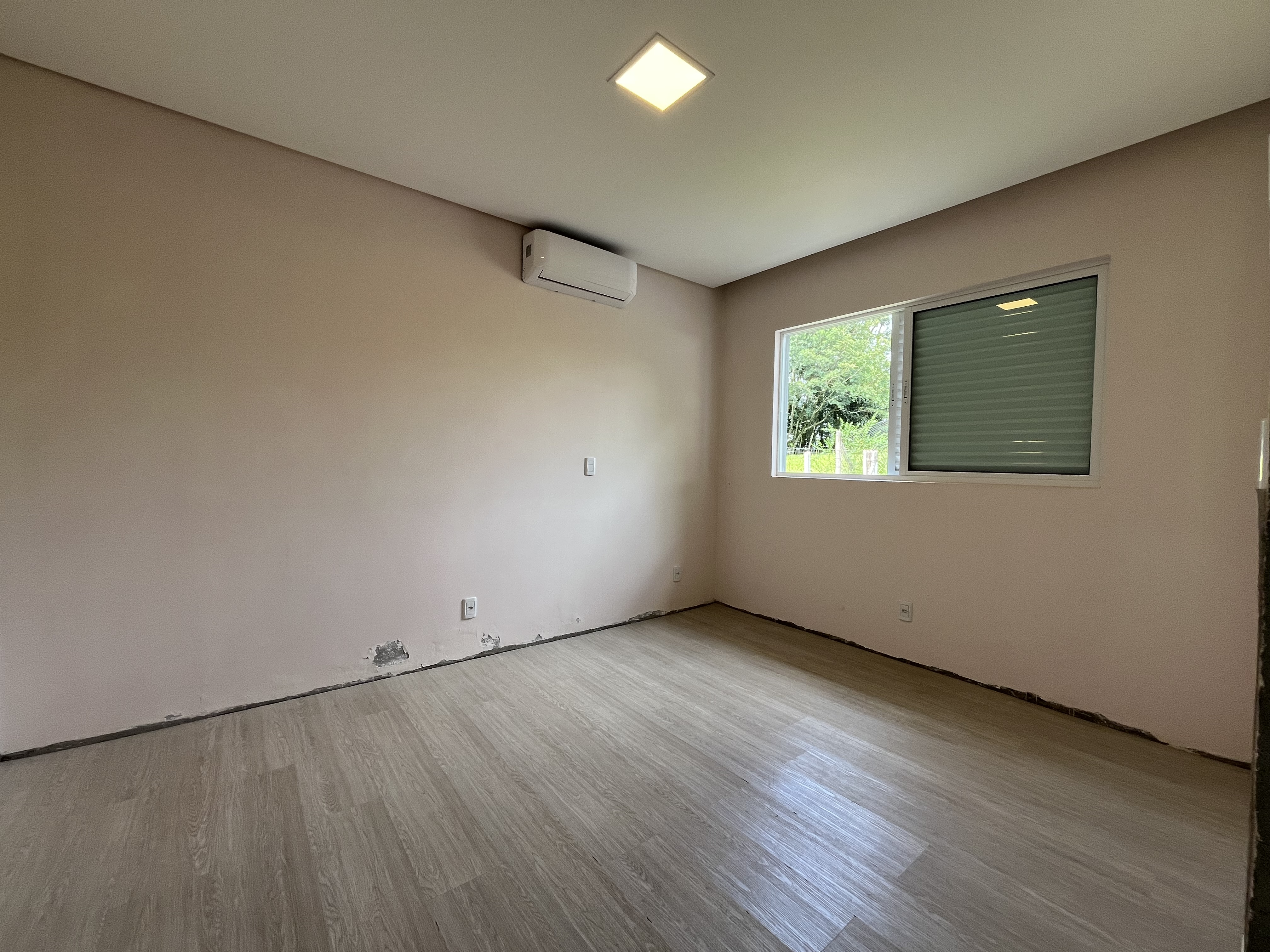 Casa 1 suíte para alugar no Universitário em Chapecó | Mobg