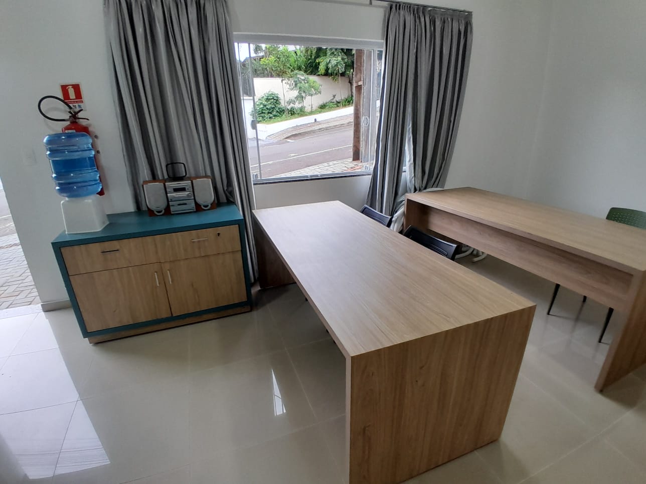 Sala Comercial para Alugar - Francisco Beltrão, Paraná | Bai