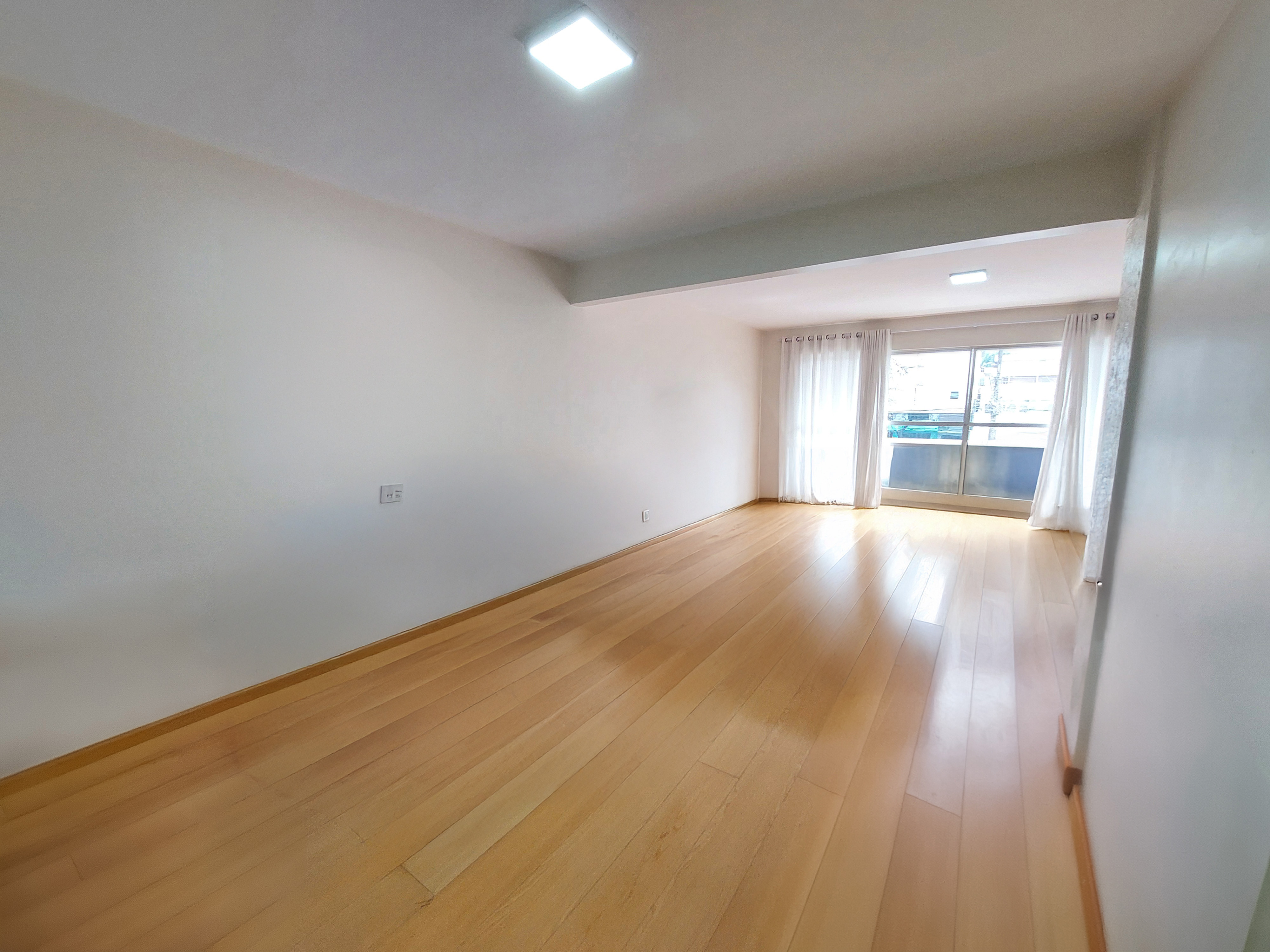 Apartamento 1 suíte para alugar no Centro em Chapecó | Mobg