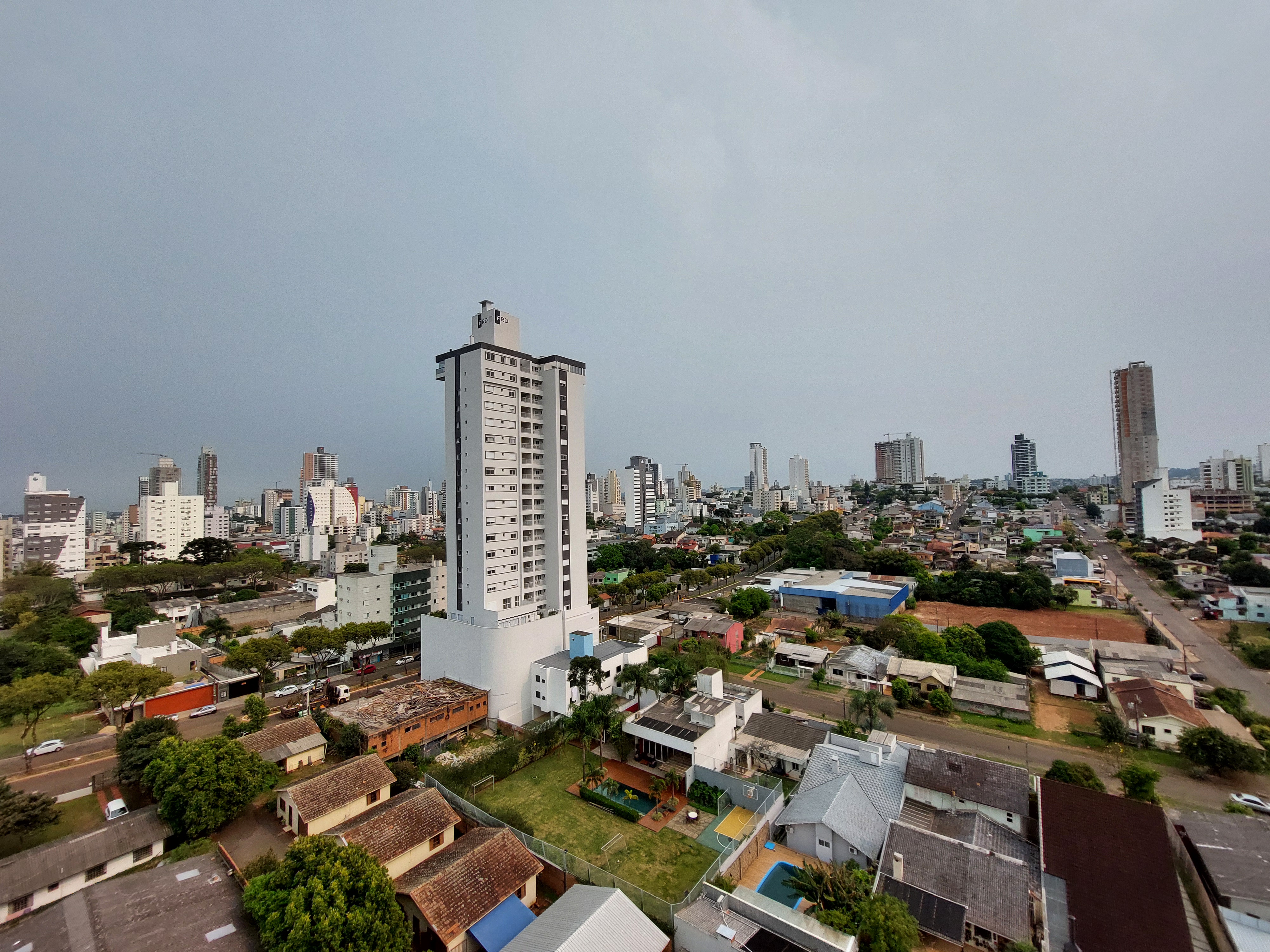 Apartamento 1 suíte para alugar no Maria Goretti em Chapecó