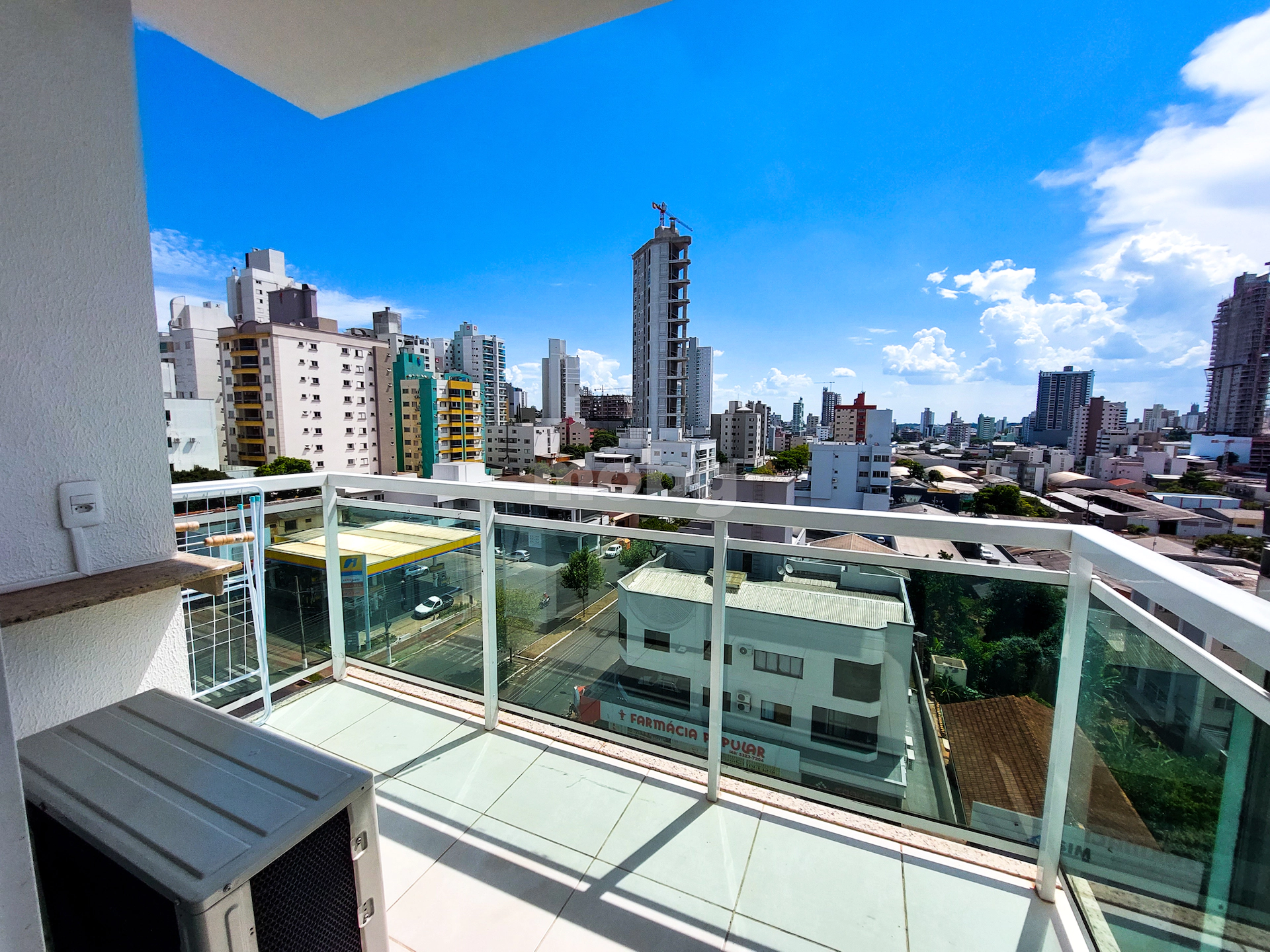 Apartamento para Alugar no Centro de Chapecó com 3 Quartos -