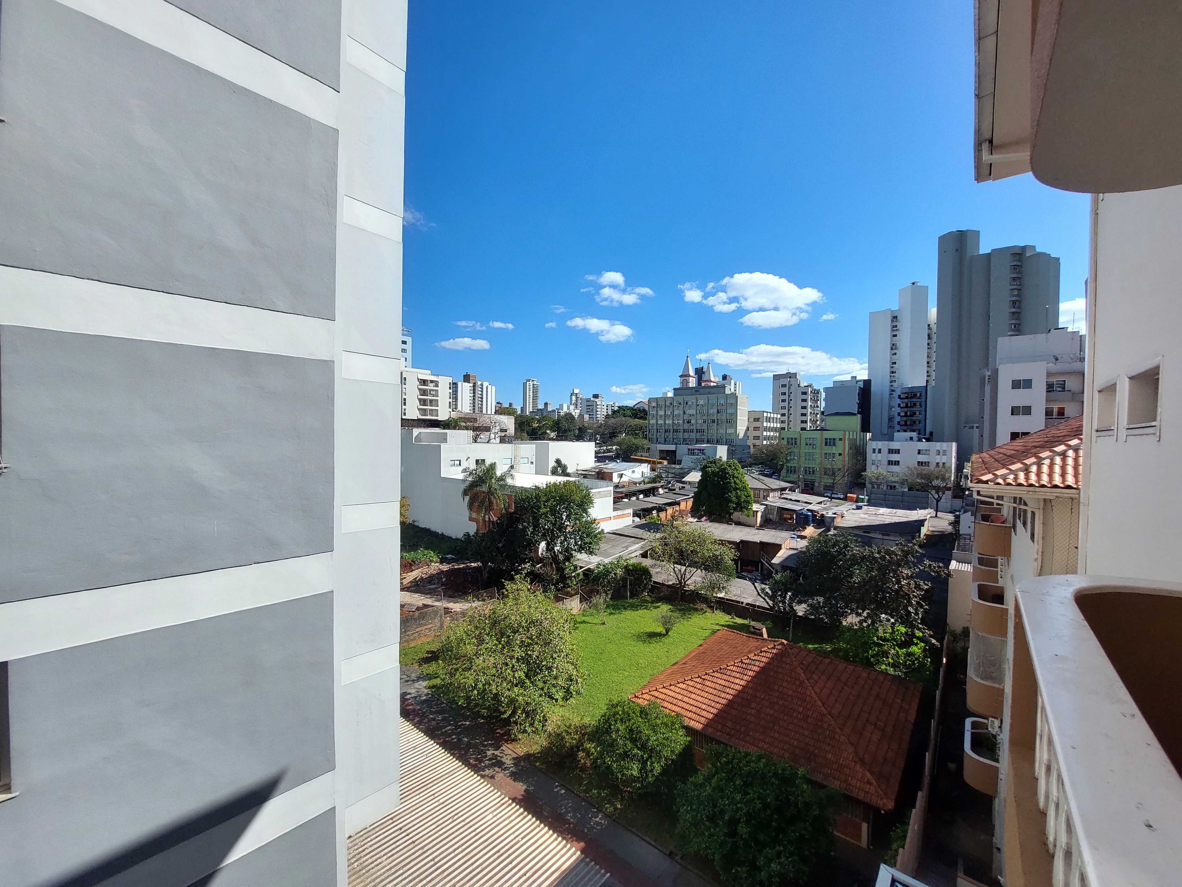 Apartamento 1 suíte para alugar no Centro em Chapecó | Mobg