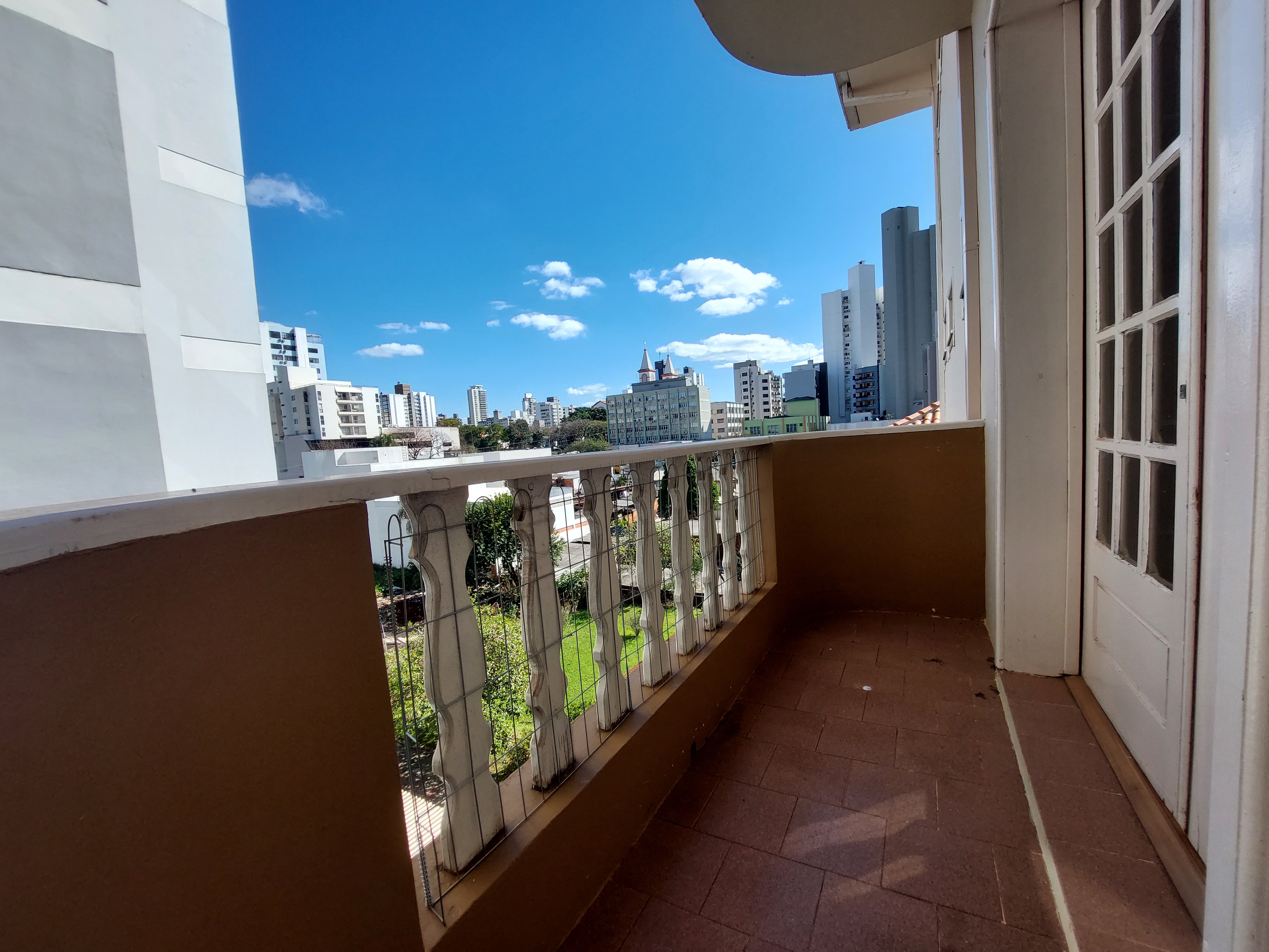 Apartamento 1 suíte para alugar no Centro em Chapecó | Mobg