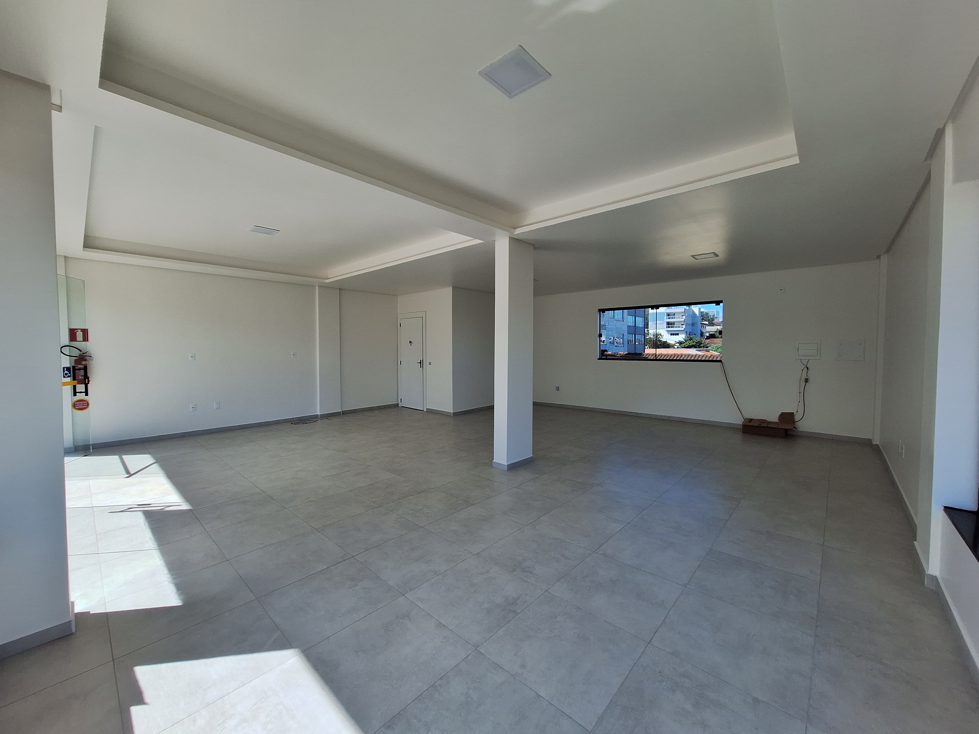 Sala Comercial para Alugar em Santa Maria, Chapecó - 70m²