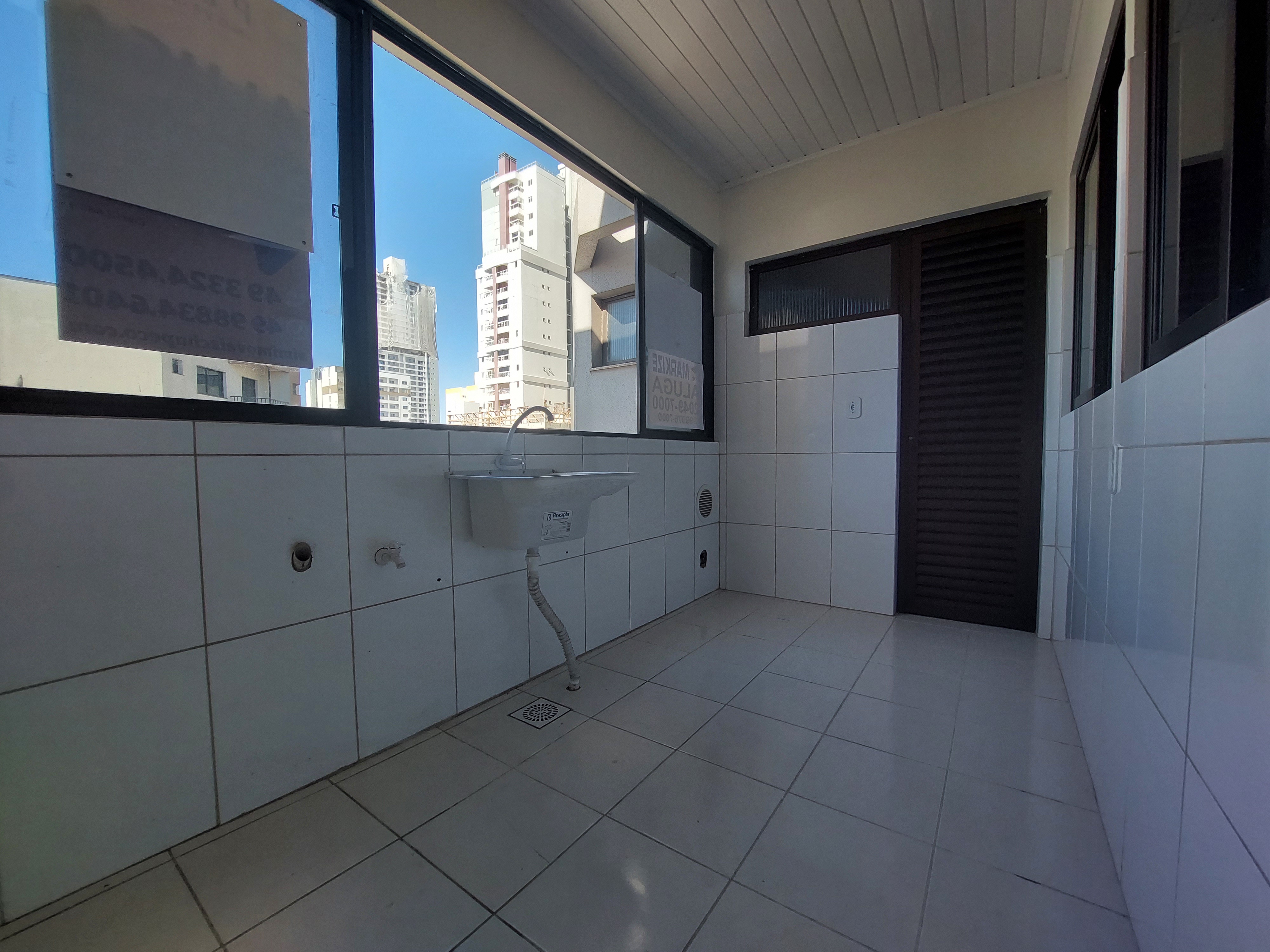 Apartamento 1 suíte para alugar no Centro em Chapecó | Mobg
