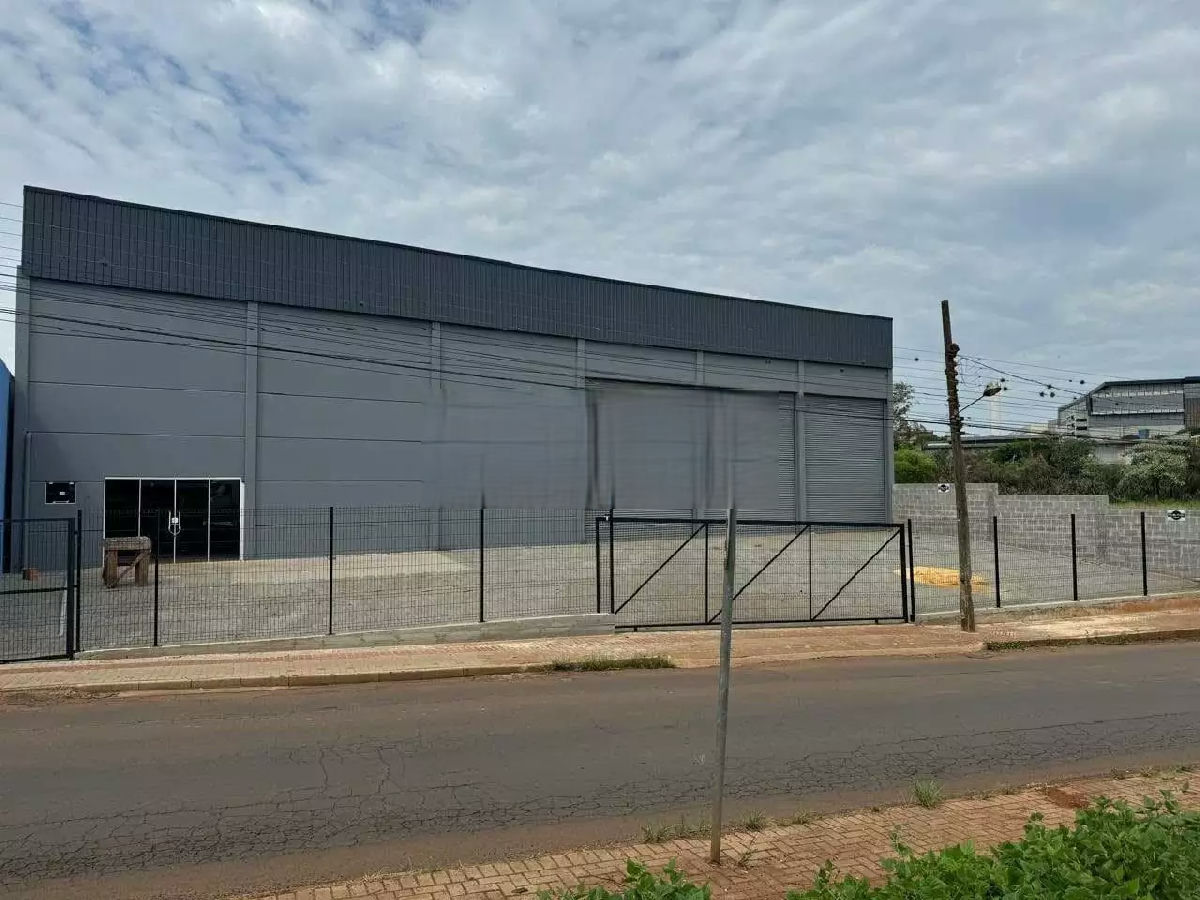 Barracão para Alugar em Chapecó - Bairro Líder | 437m²