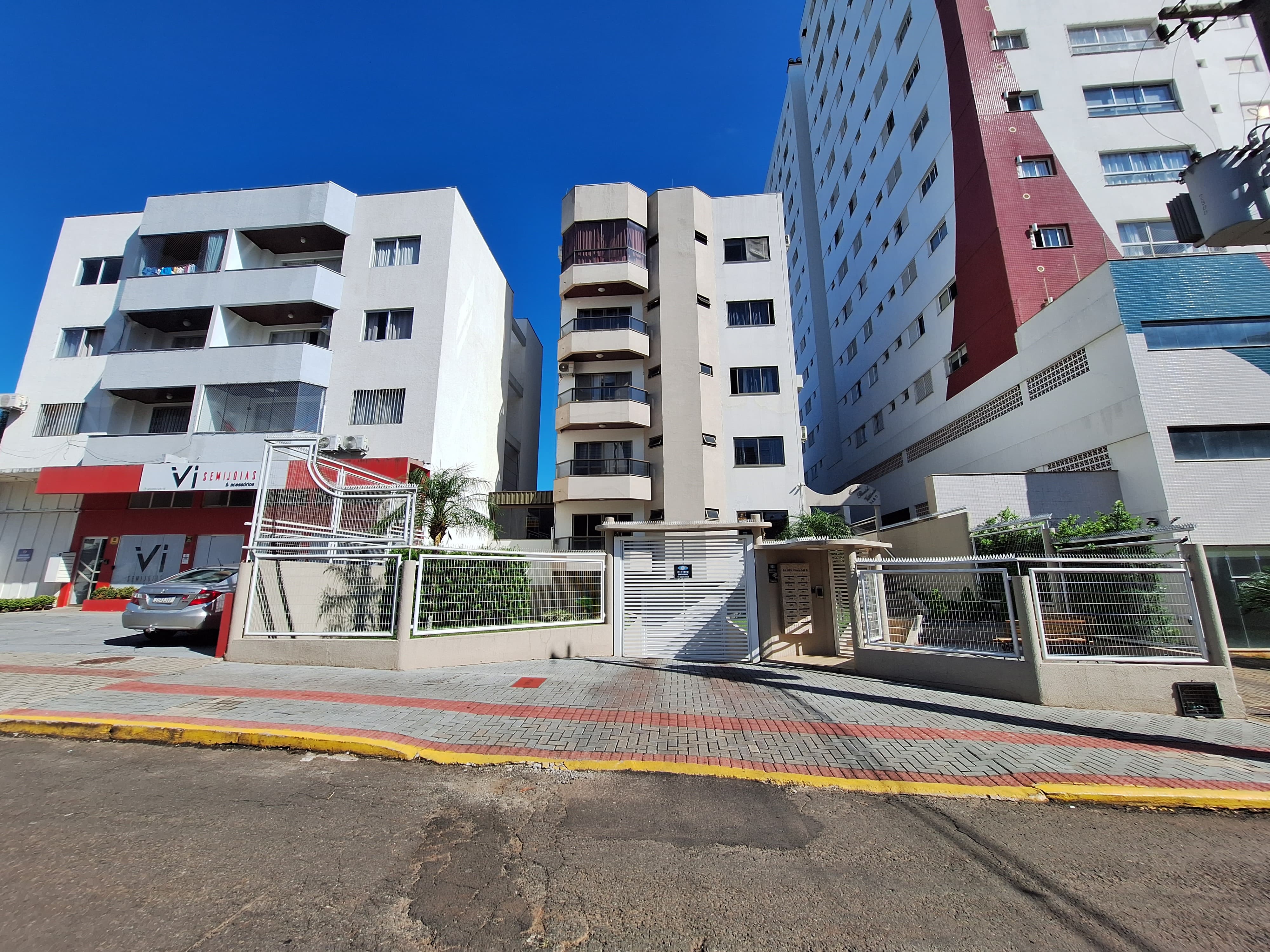 Apartamento para Alugar no Centro em Chapecó - 3 Quartos