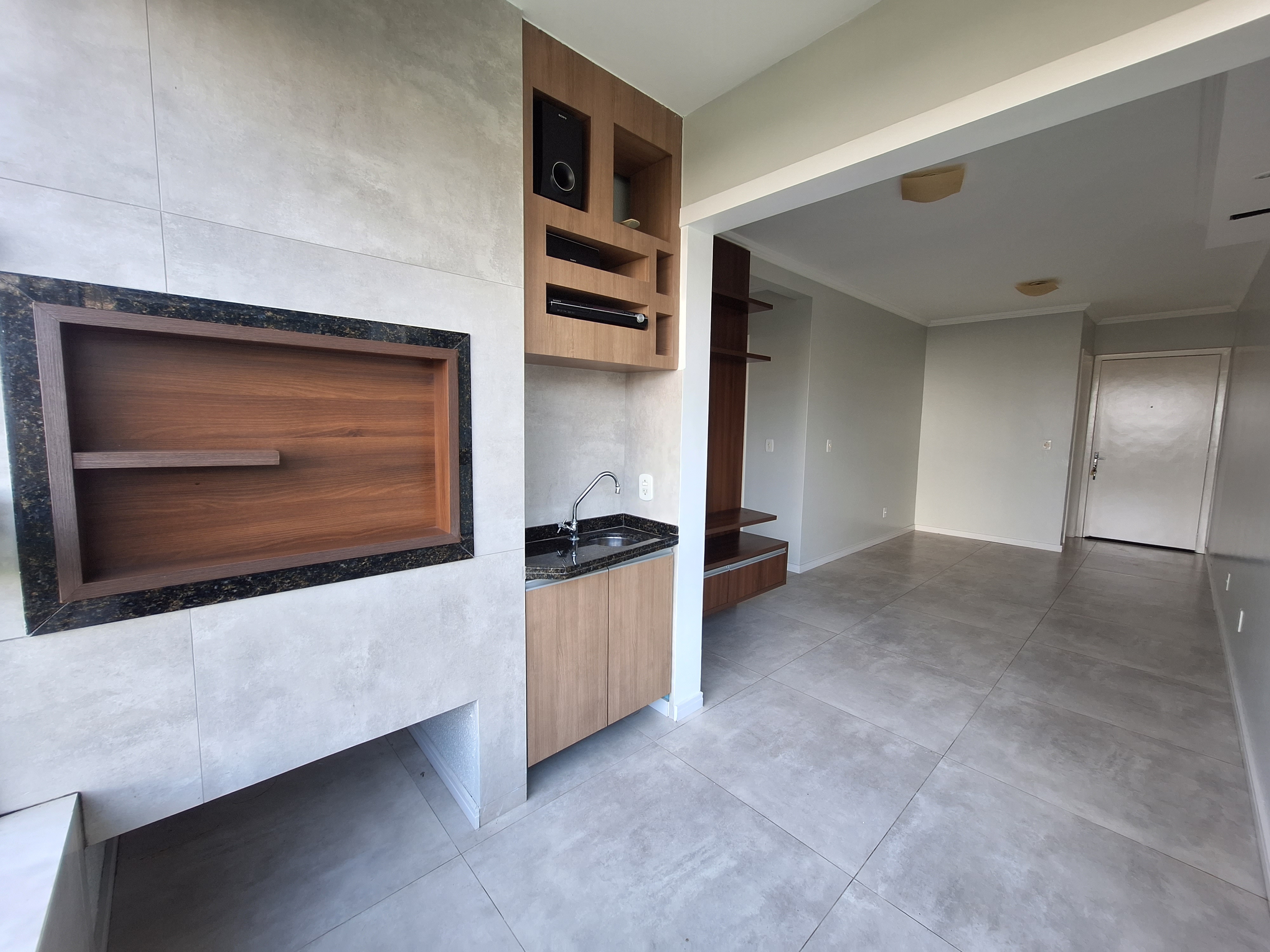 Apartamento 1 suíte para alugar no Presidente Médici | Mobg