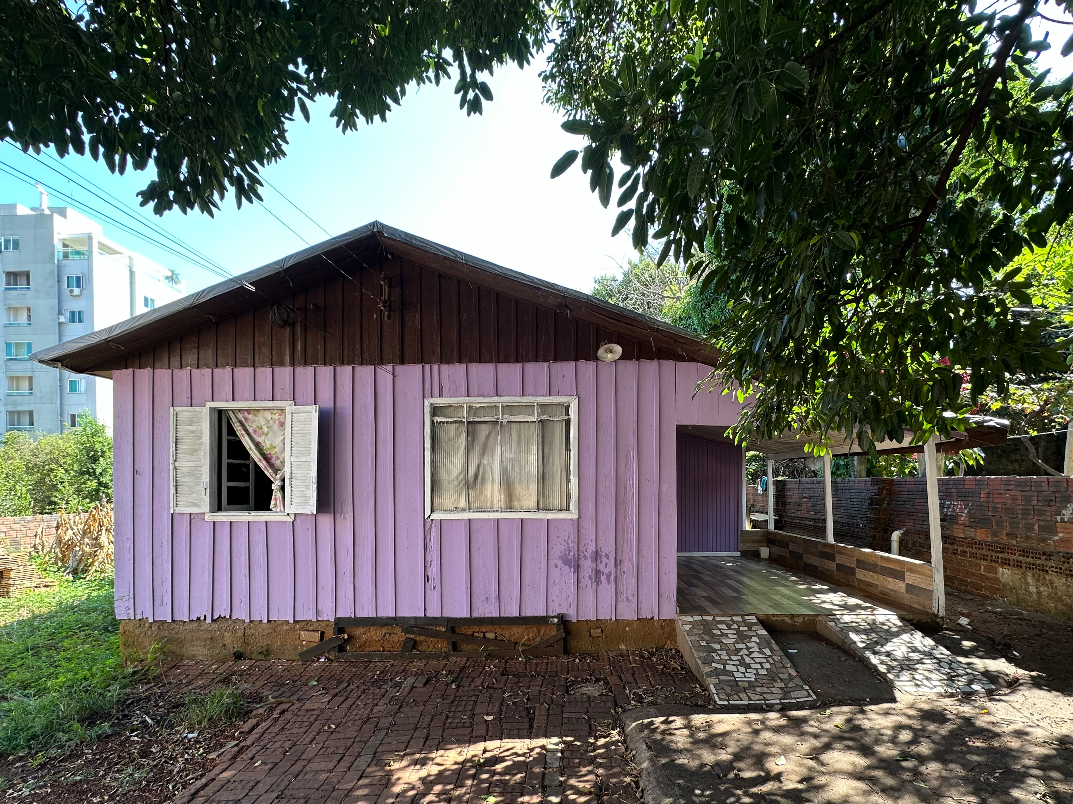 Casa 3 quartos para alugar no Centro em Pinhalzinho | Mobg