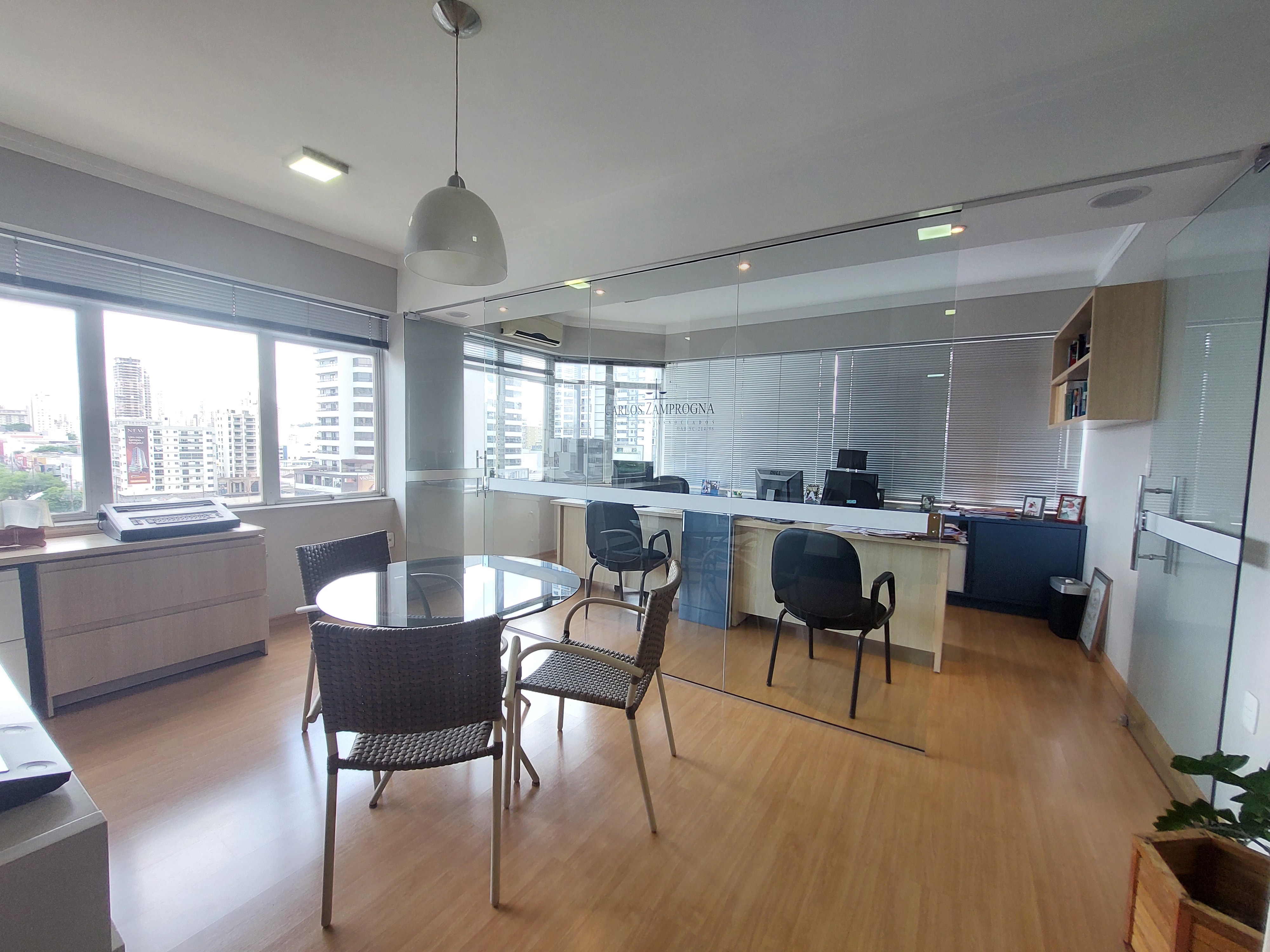 Sala Comercial para alugar no Centro em Chapecó | Mobg