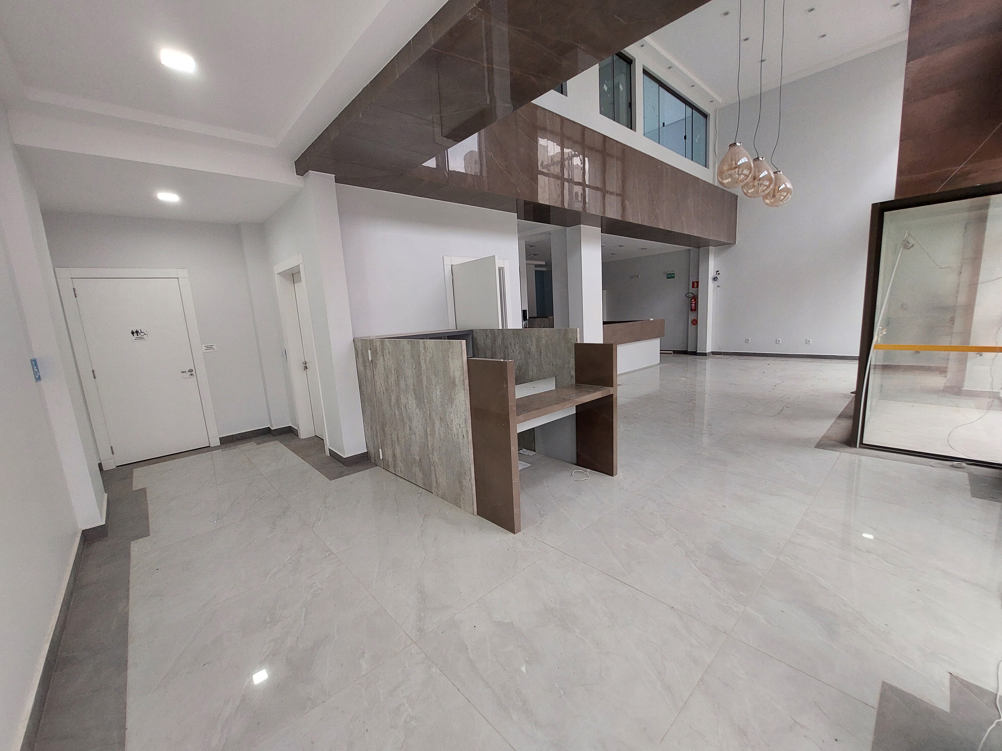 Sala Comercial para Alugar - Centro, Chapecó - 1100m²