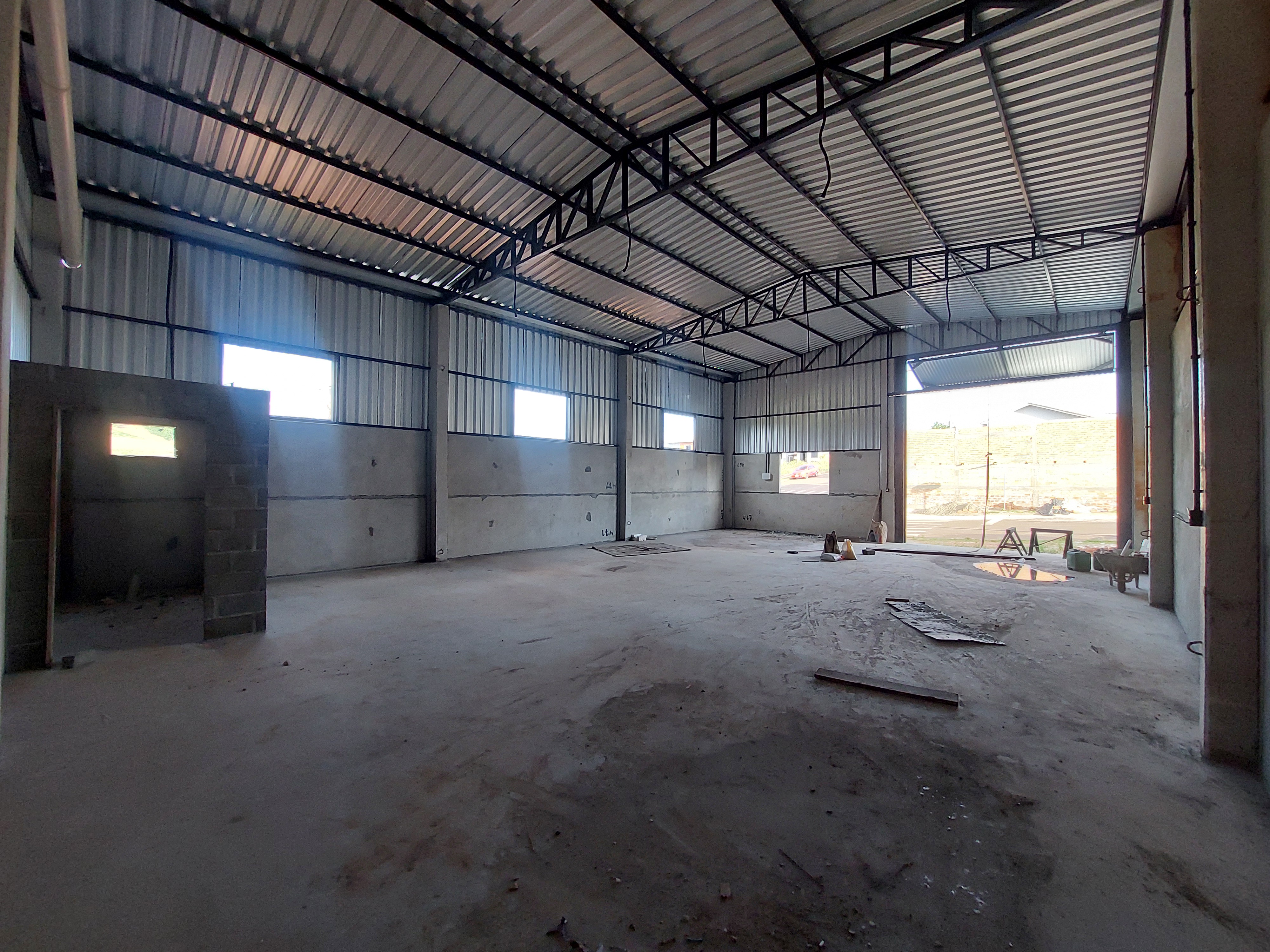 Barracão para Alugar em Efapi, Chapecó - 150m² Novo