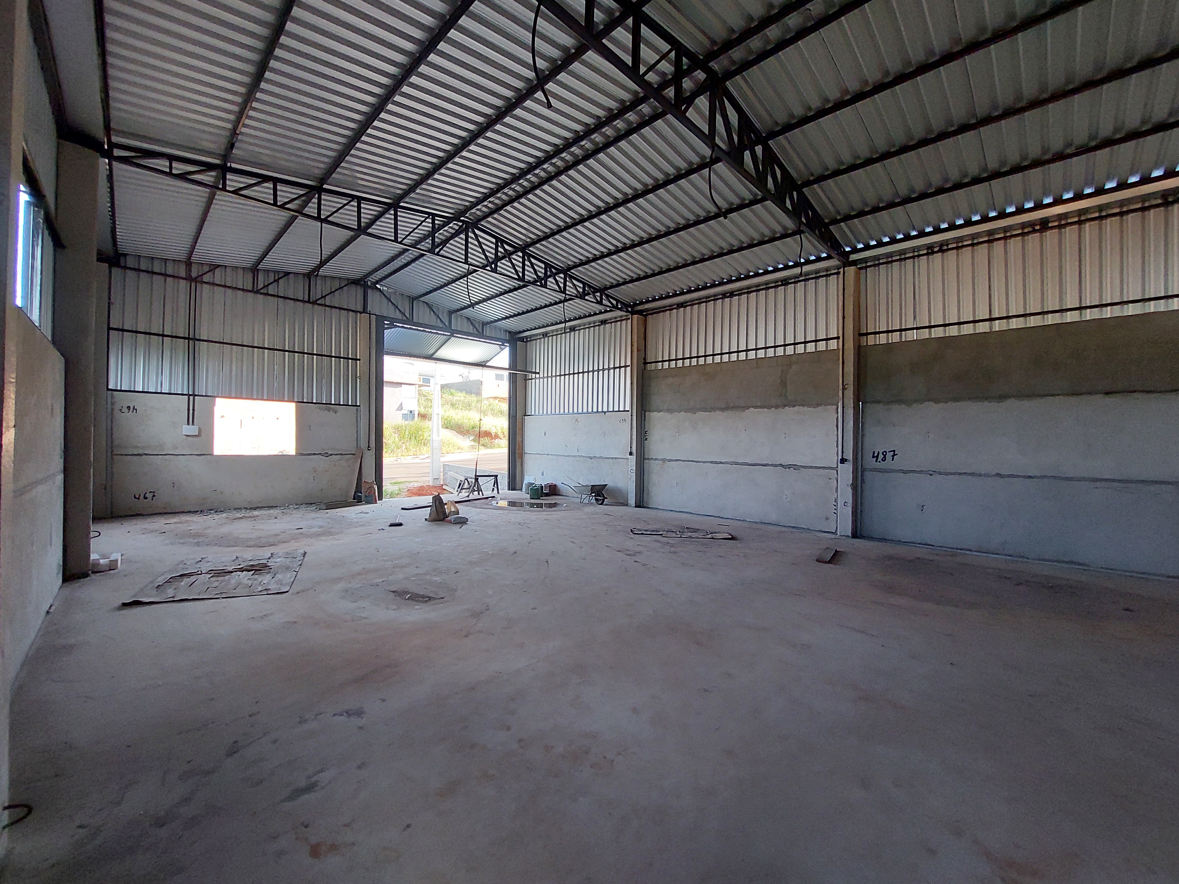 Barracão para Alugar em Efapi, Chapecó - 150m² Novo