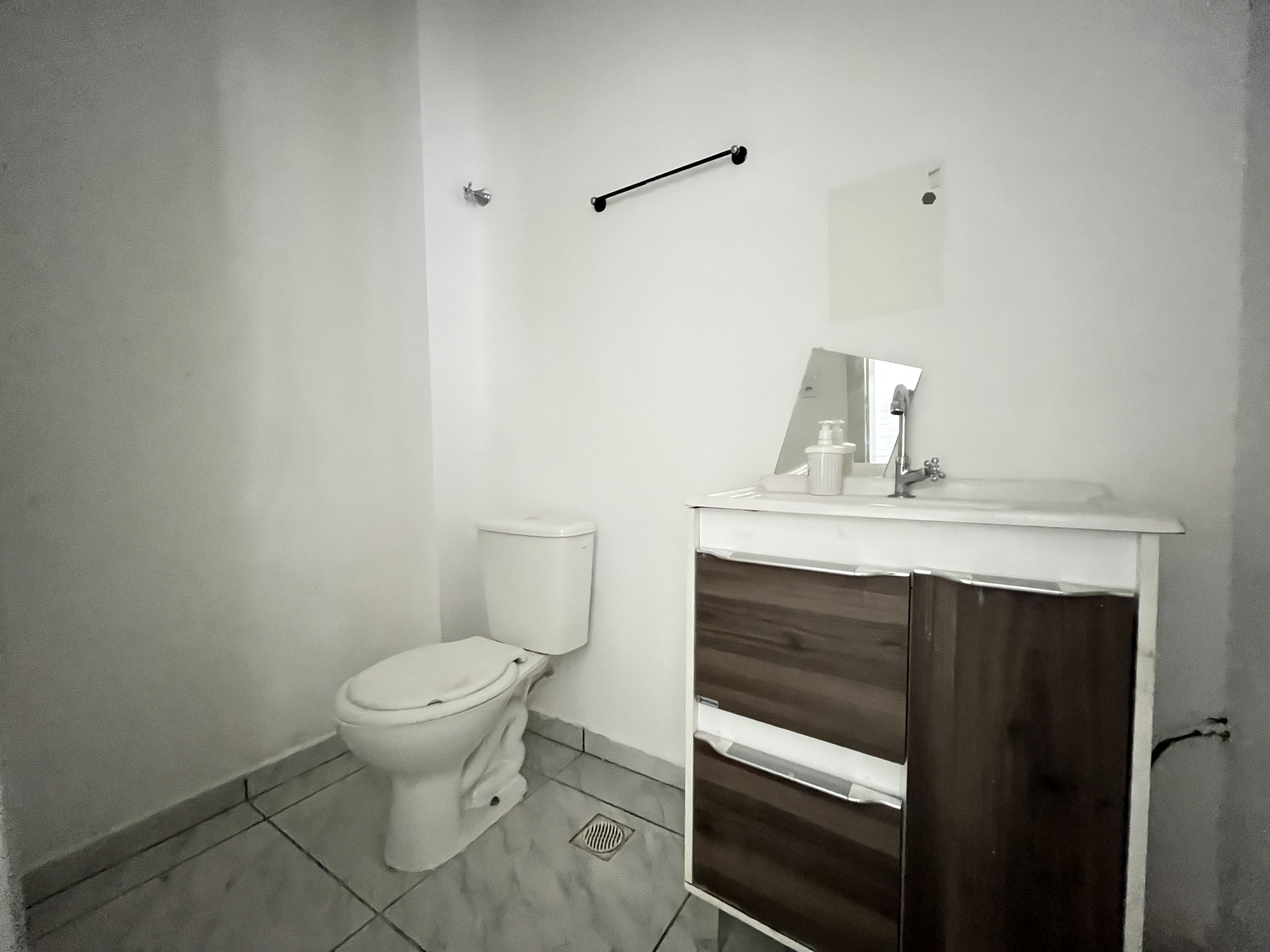 Sala Comercial para Alugar - Centro, Chapecó | [125m²]