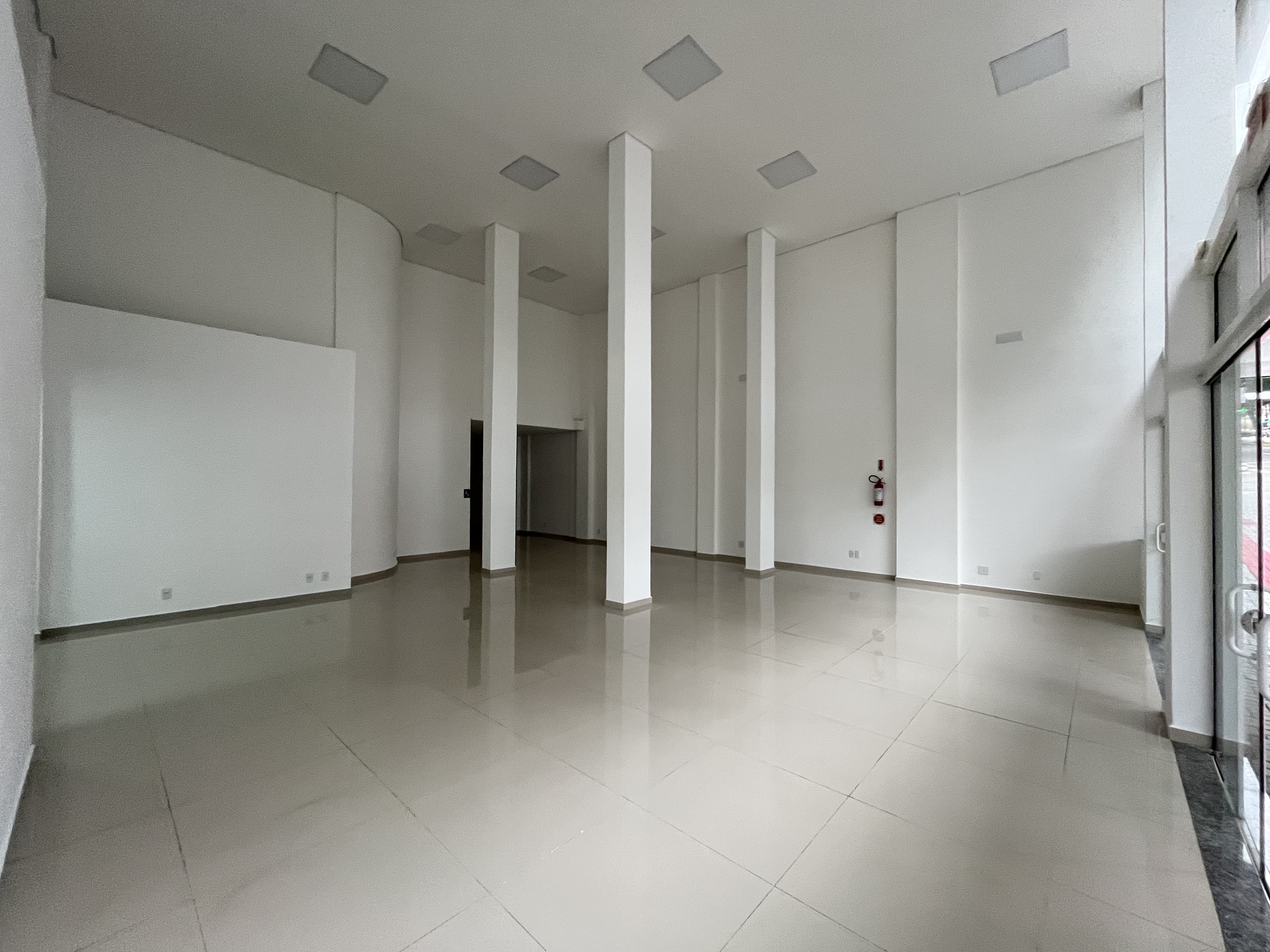 Sala Comercial para Alugar - Centro, Chapecó - 303m²