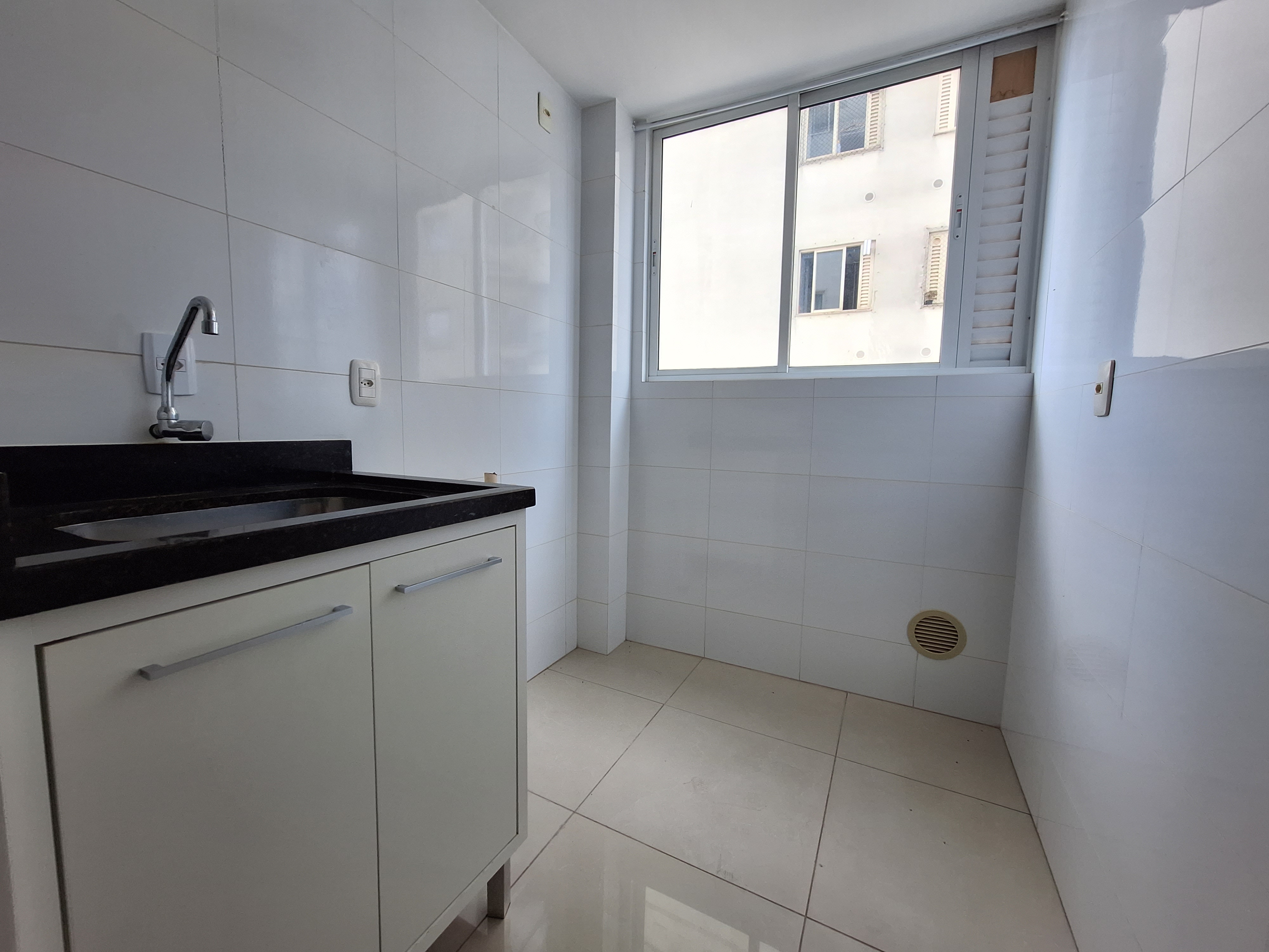 Apartamento para Alugar no Centro, Chapecó - 2 Quartos e 75m