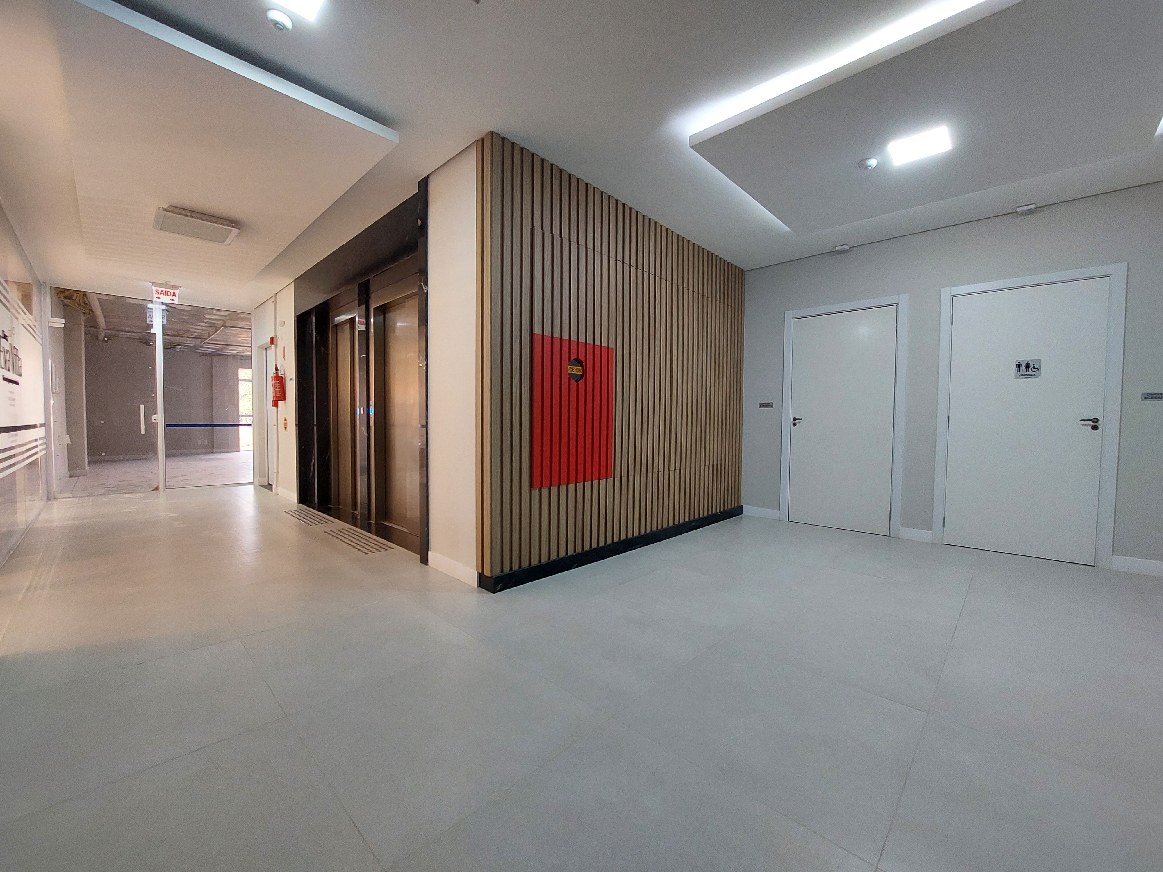 Sala Comercial para Alugar em Santa Maria, Chapecó | 92m²