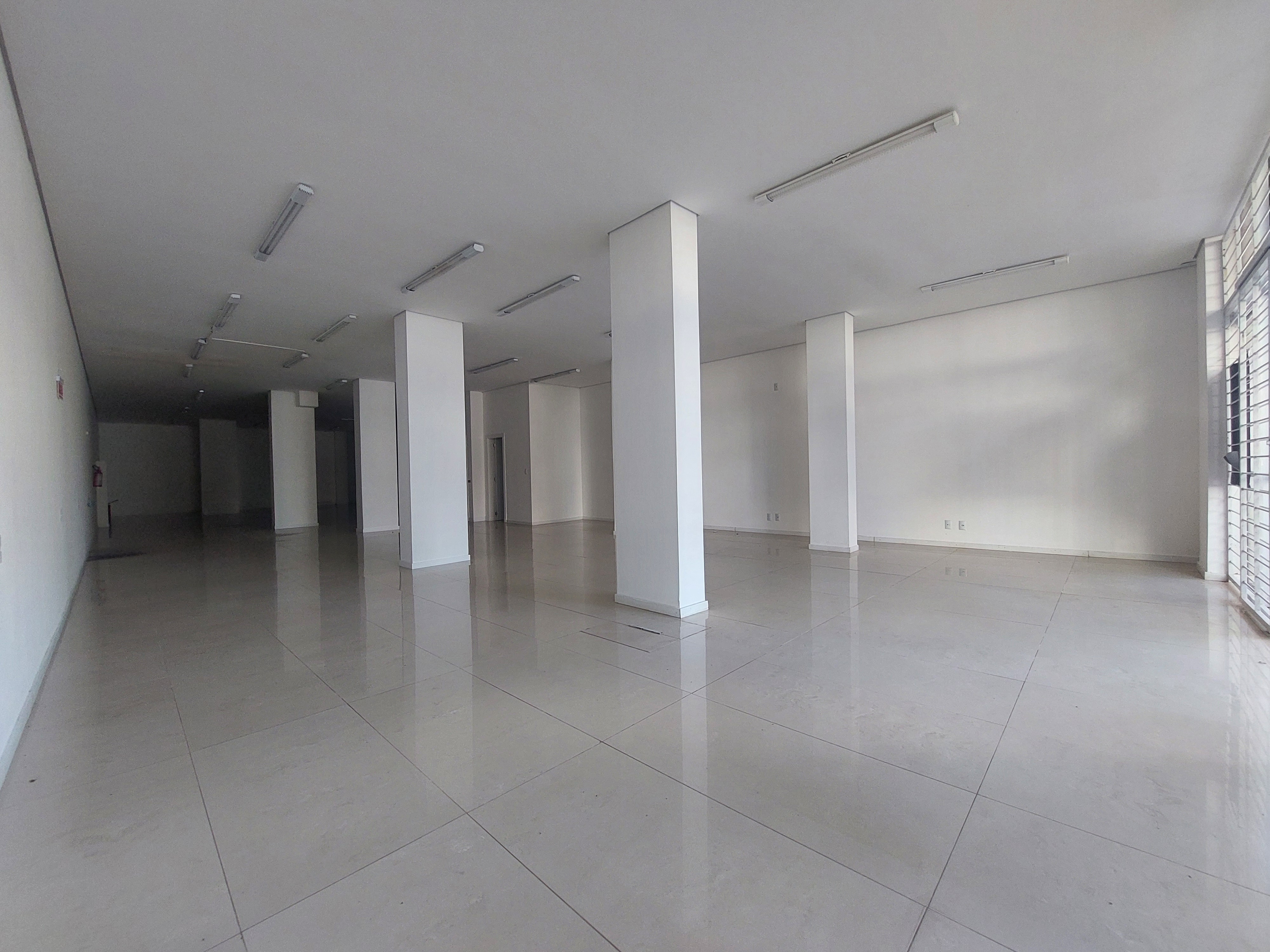 Sala Comercial para Alugar no Centro, Chapecó | 260m²