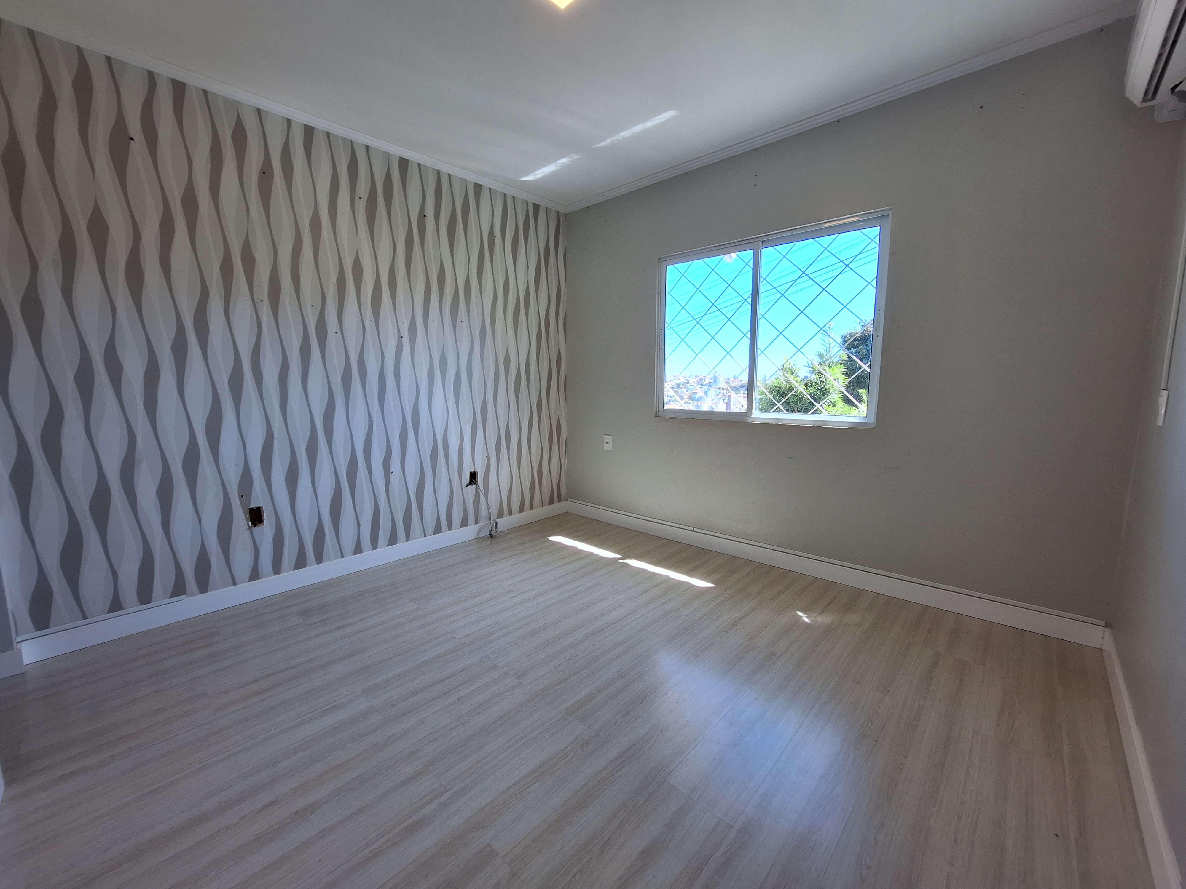 Casa 1 suíte para alugar no Esplanada em Chapecó | Mobg