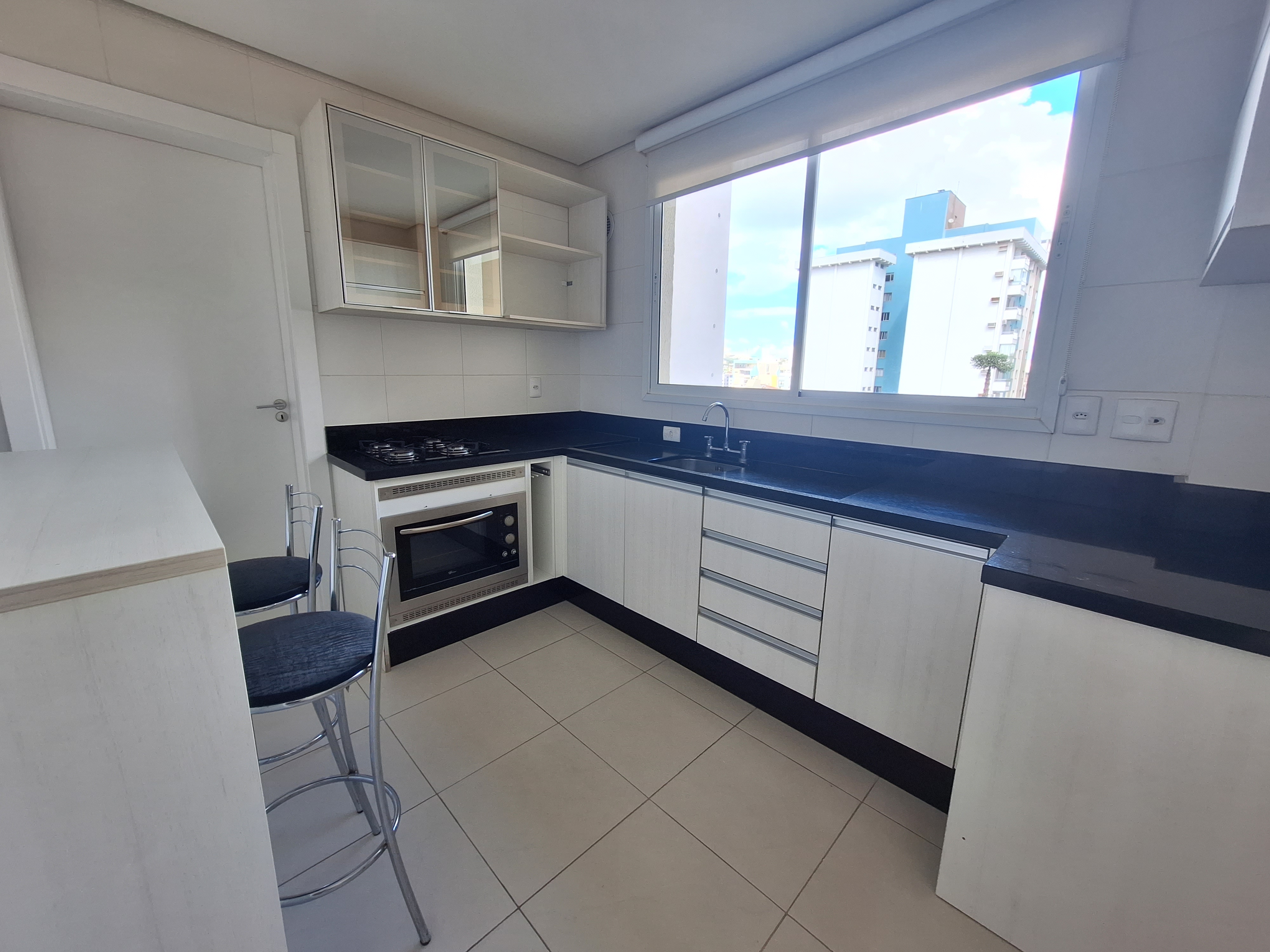 Apartamento 1 suíte para alugar no Centro em Chapecó | Mobg