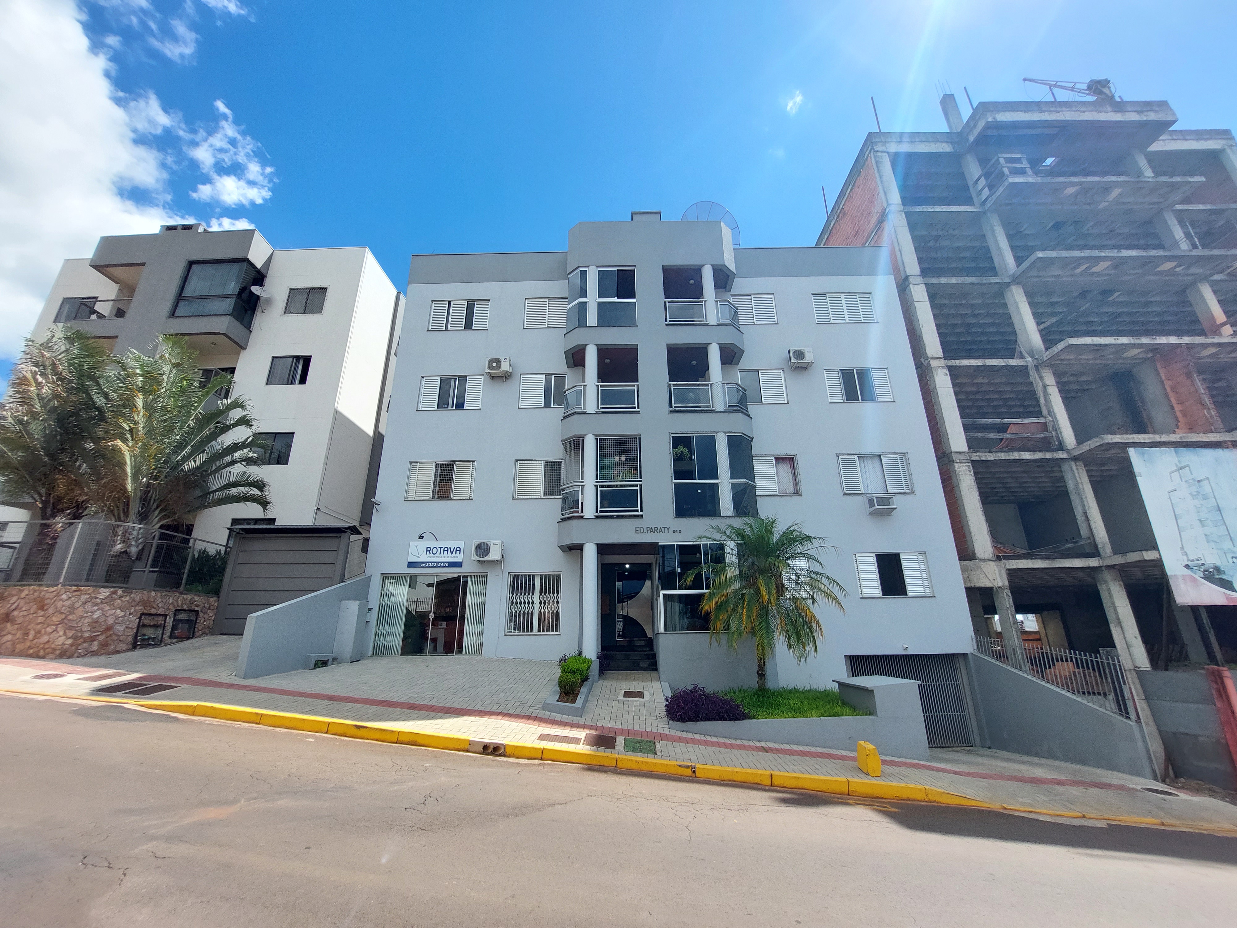 Apartamento 3 quartos para alugar no Jardim Itália | Mobg