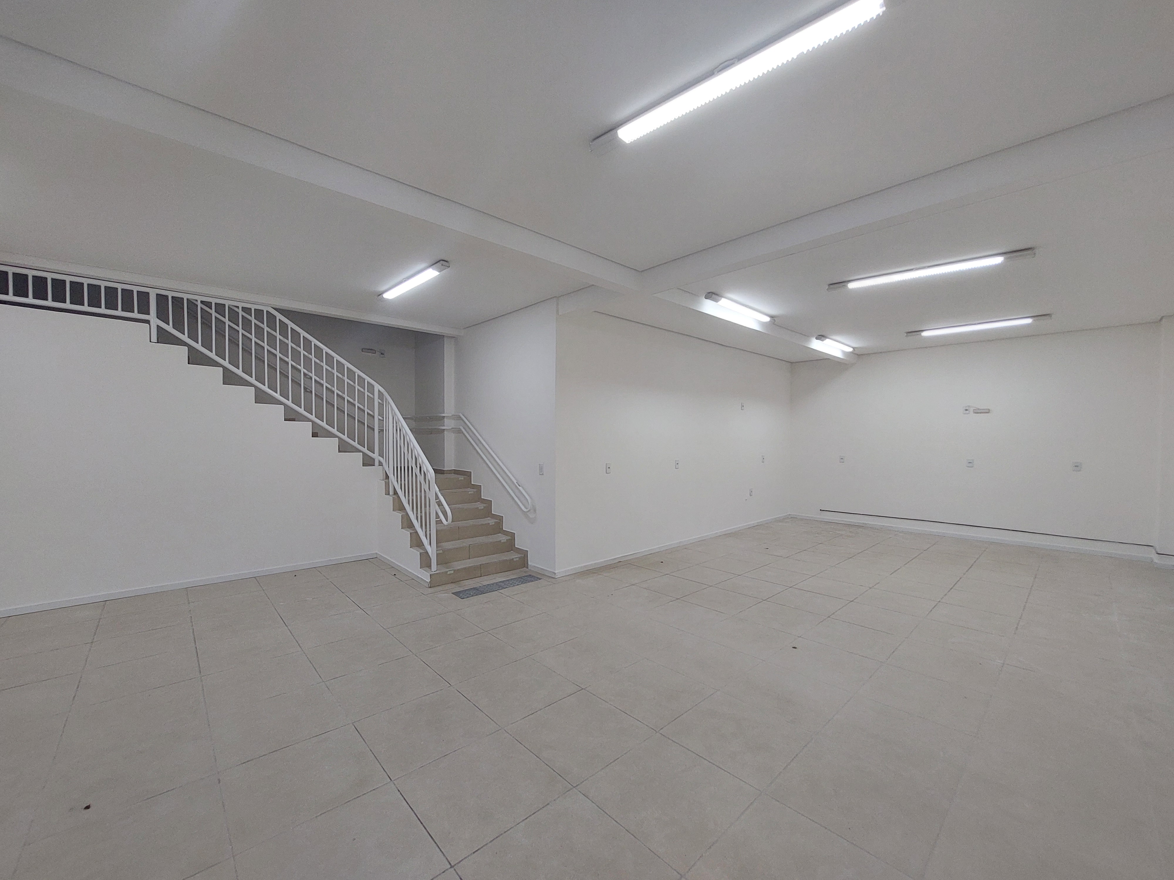Sala Comercial para Alugar no Centro - Chapecó | 490m²