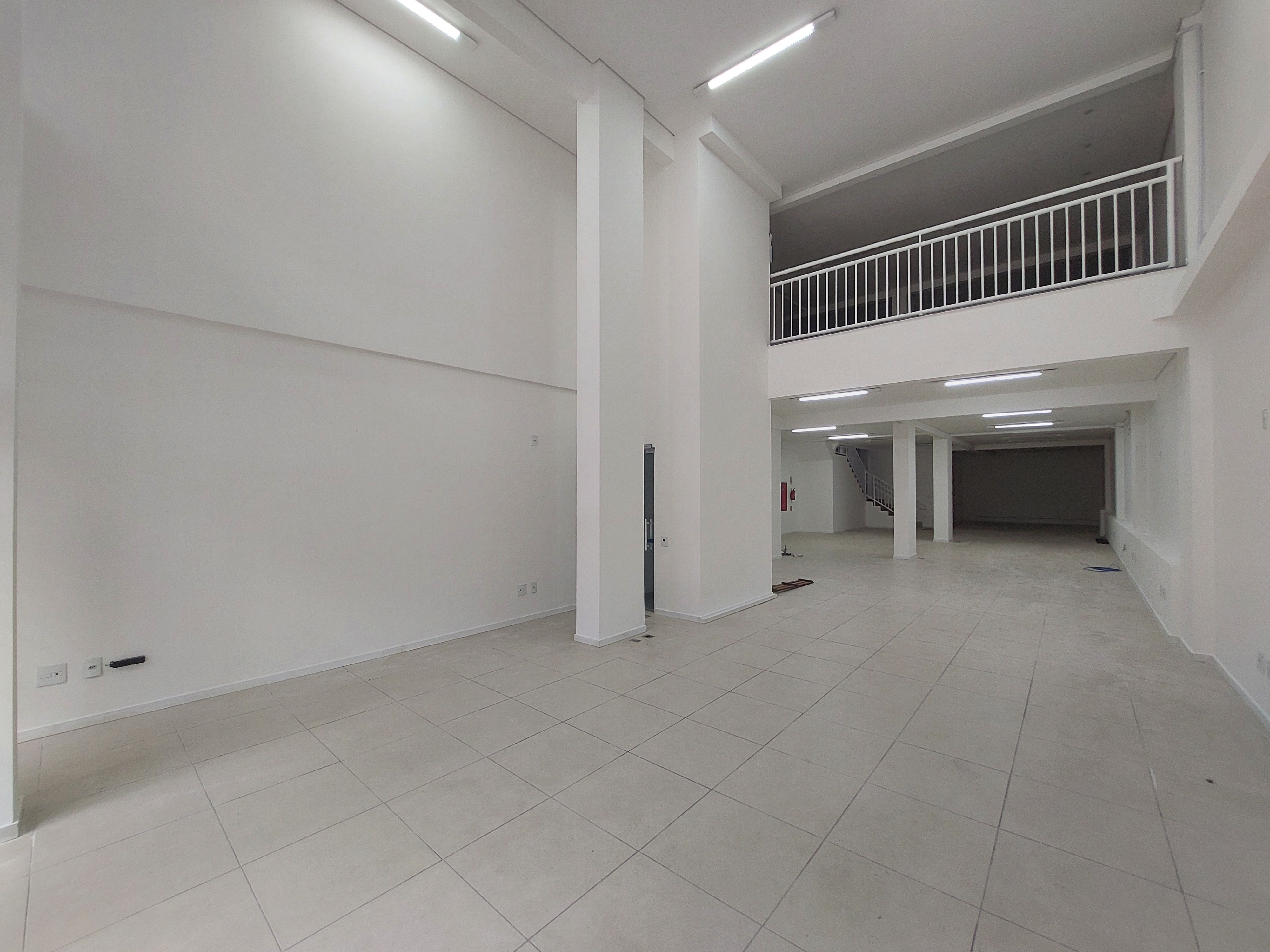 Sala Comercial para Alugar no Centro - Chapecó | 490m²