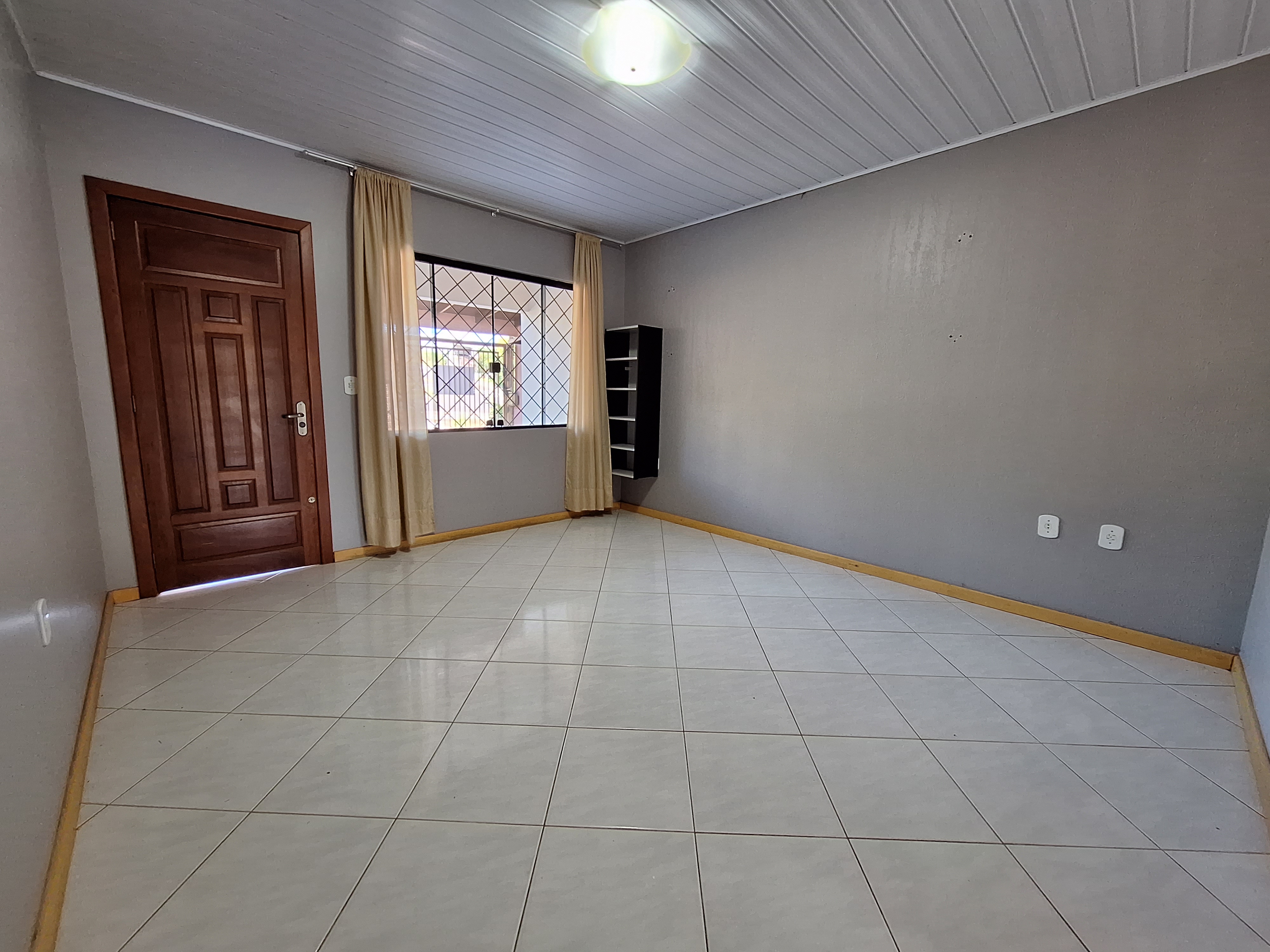 Casa 1 suíte para alugar no Esplanada em Chapecó | Mobg