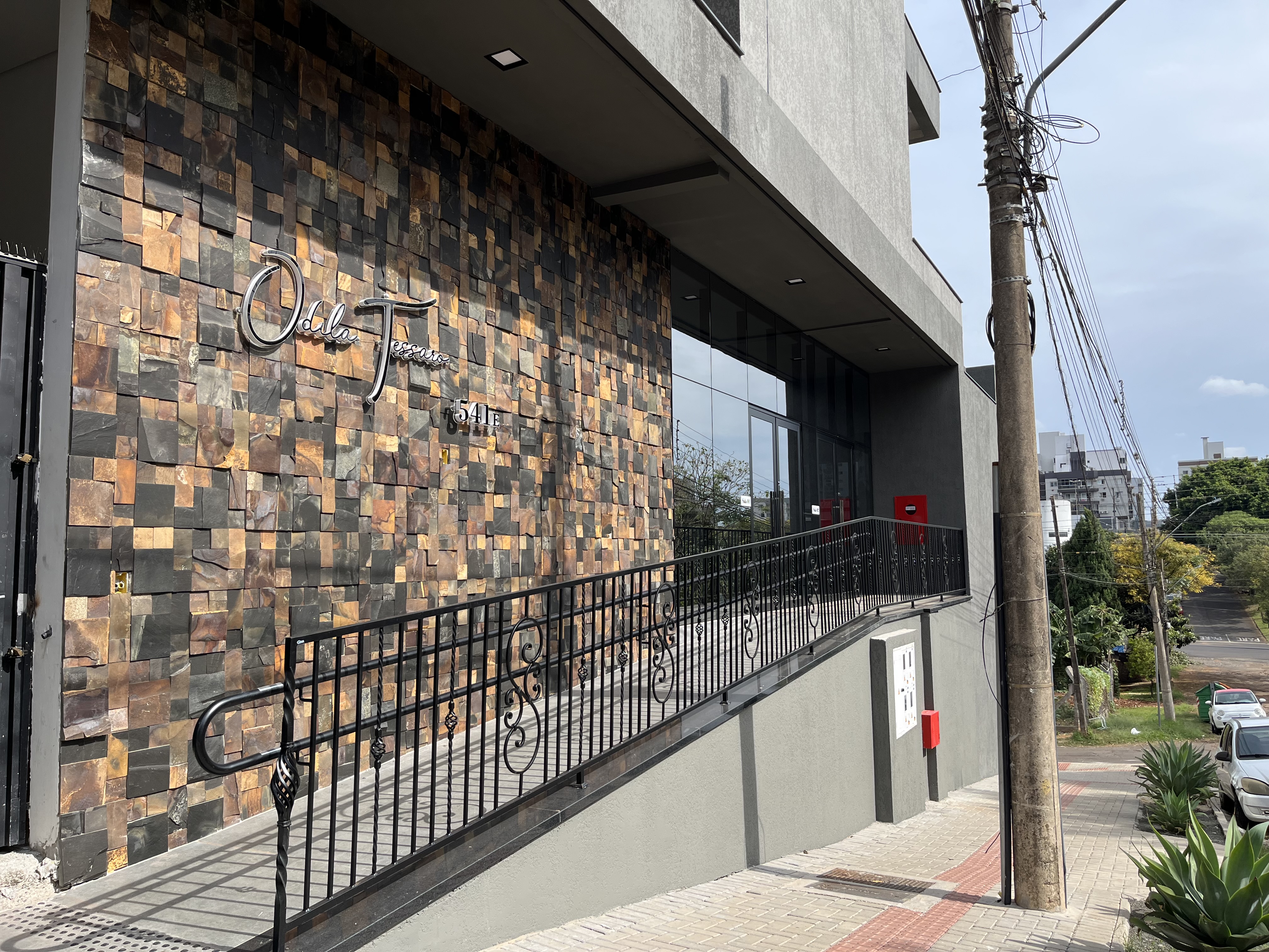 Sala Comercial para Alugar em Jardim Itália, Chapecó - 110m²