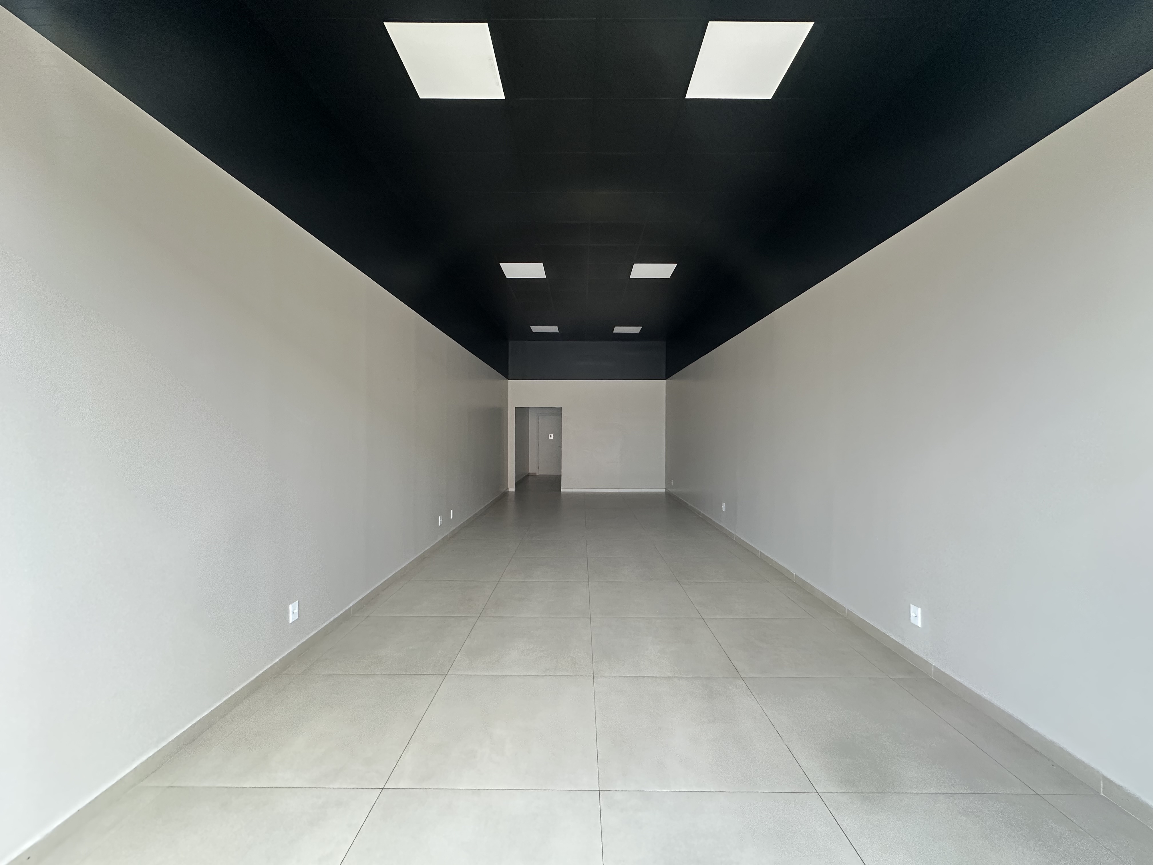 Sala Comercial para Alugar no Centro de Pinhalzinho - 75m²