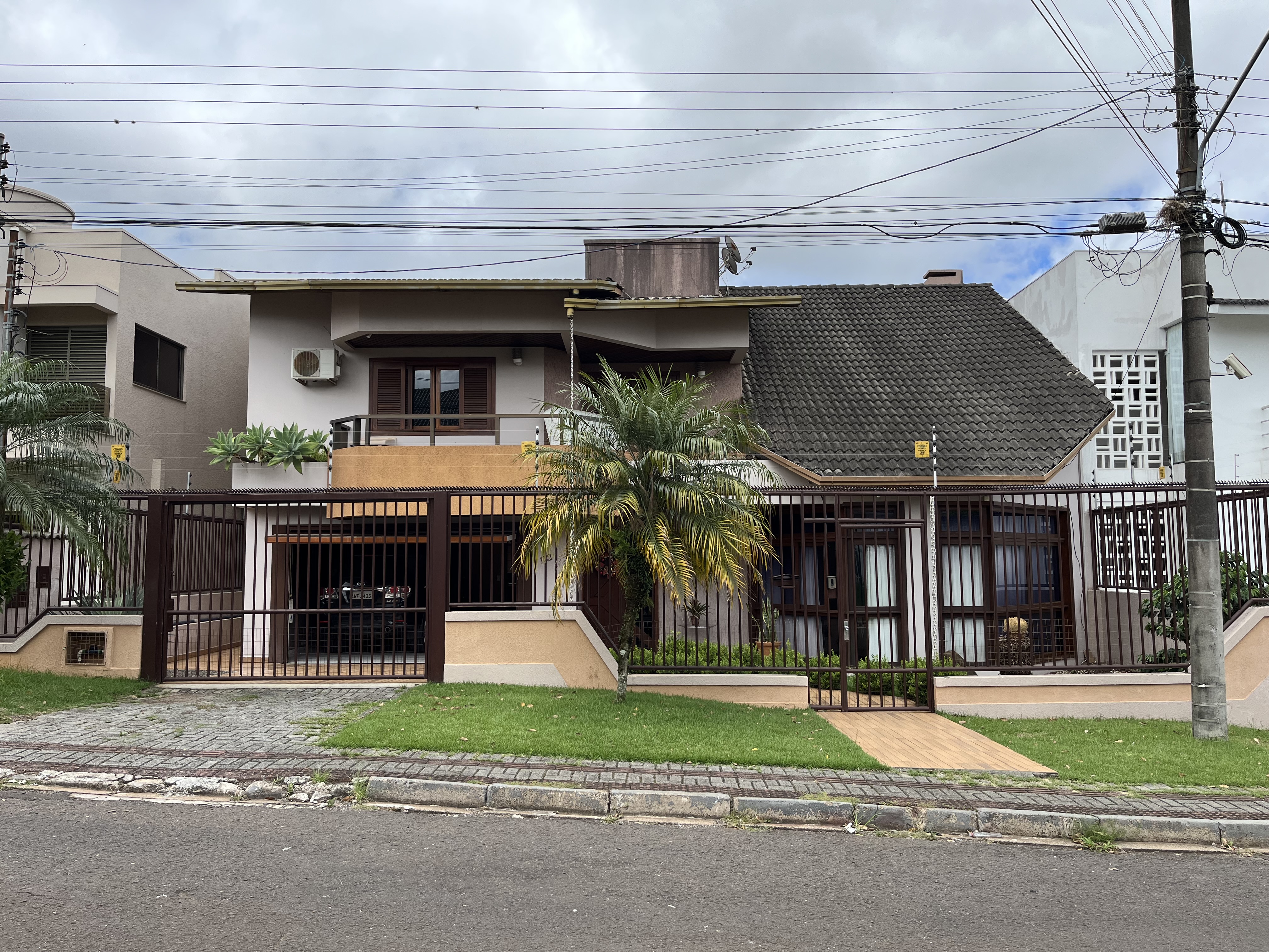 Casa para Alugar em Maria Goretti, Chapecó | 4 Quartos | 342