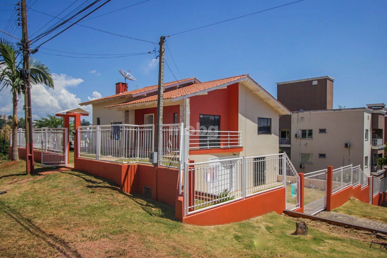 Casa 1 suíte para alugar no Esplanada em Chapecó | Mobg