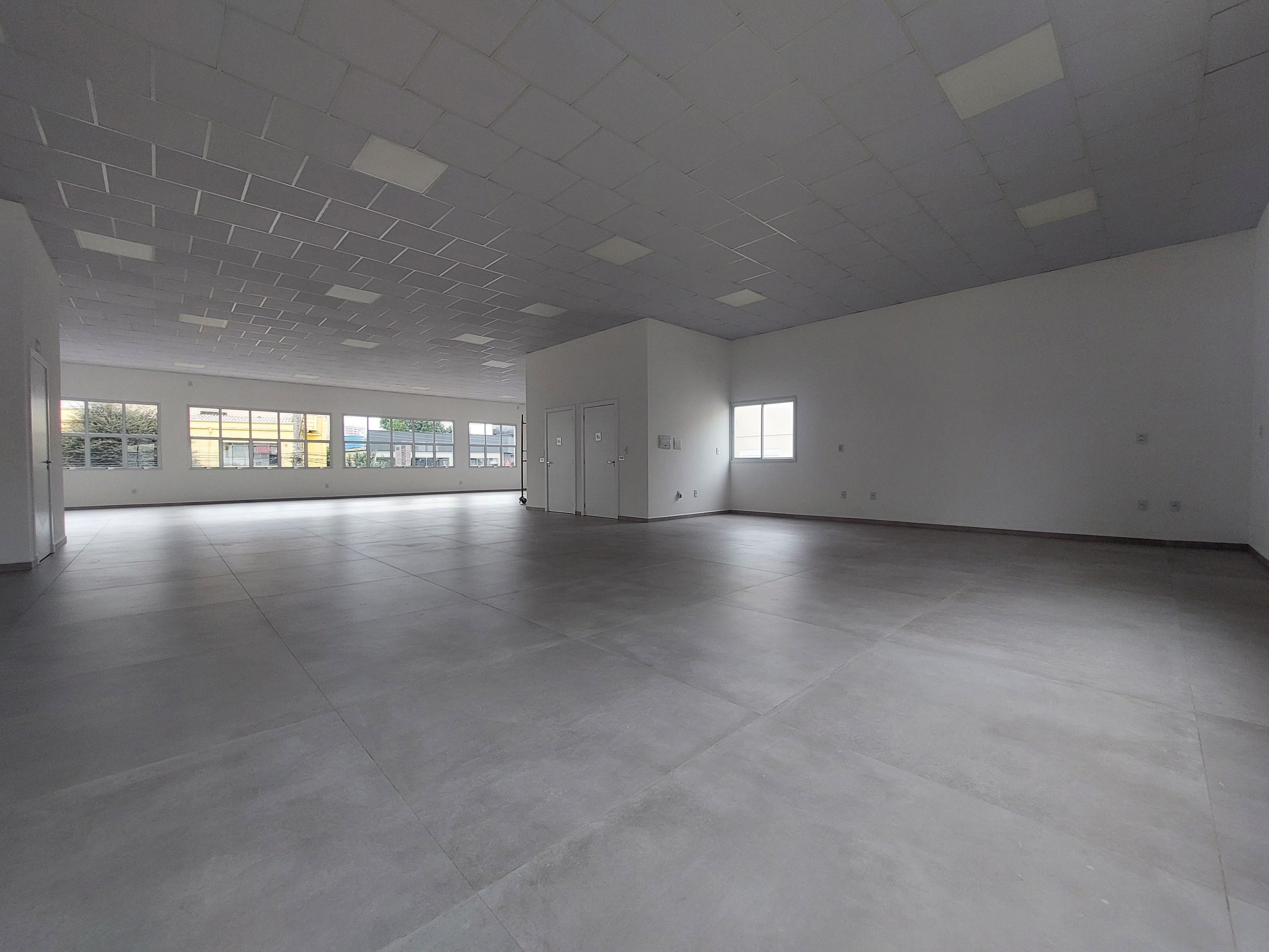 Sala Comercial para Alugar em São Cristóvão, Chapecó - 252m²