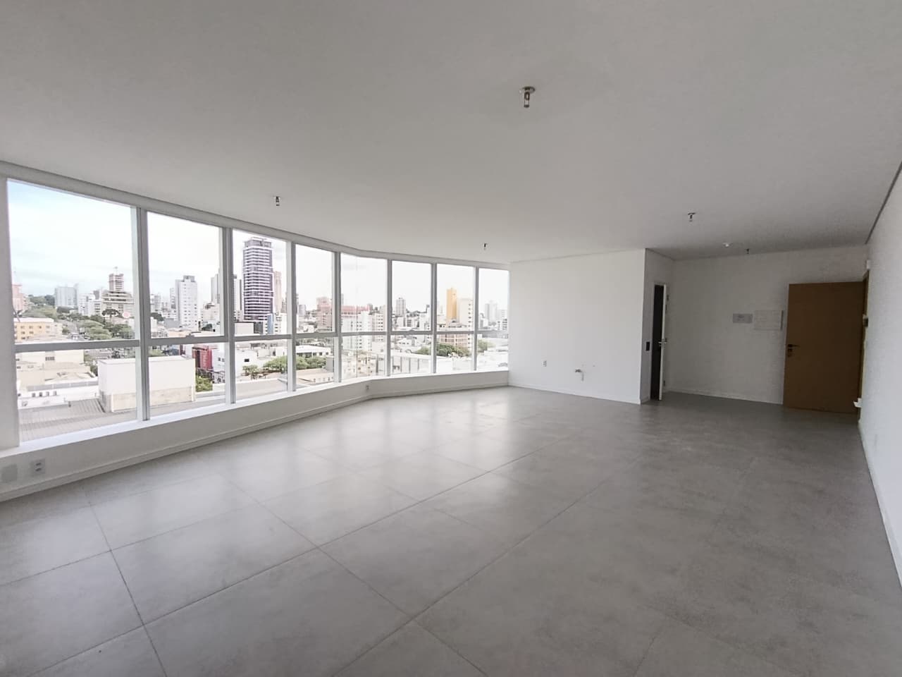 Sala Comercial para Alugar - Centro, Chapecó | 60m²