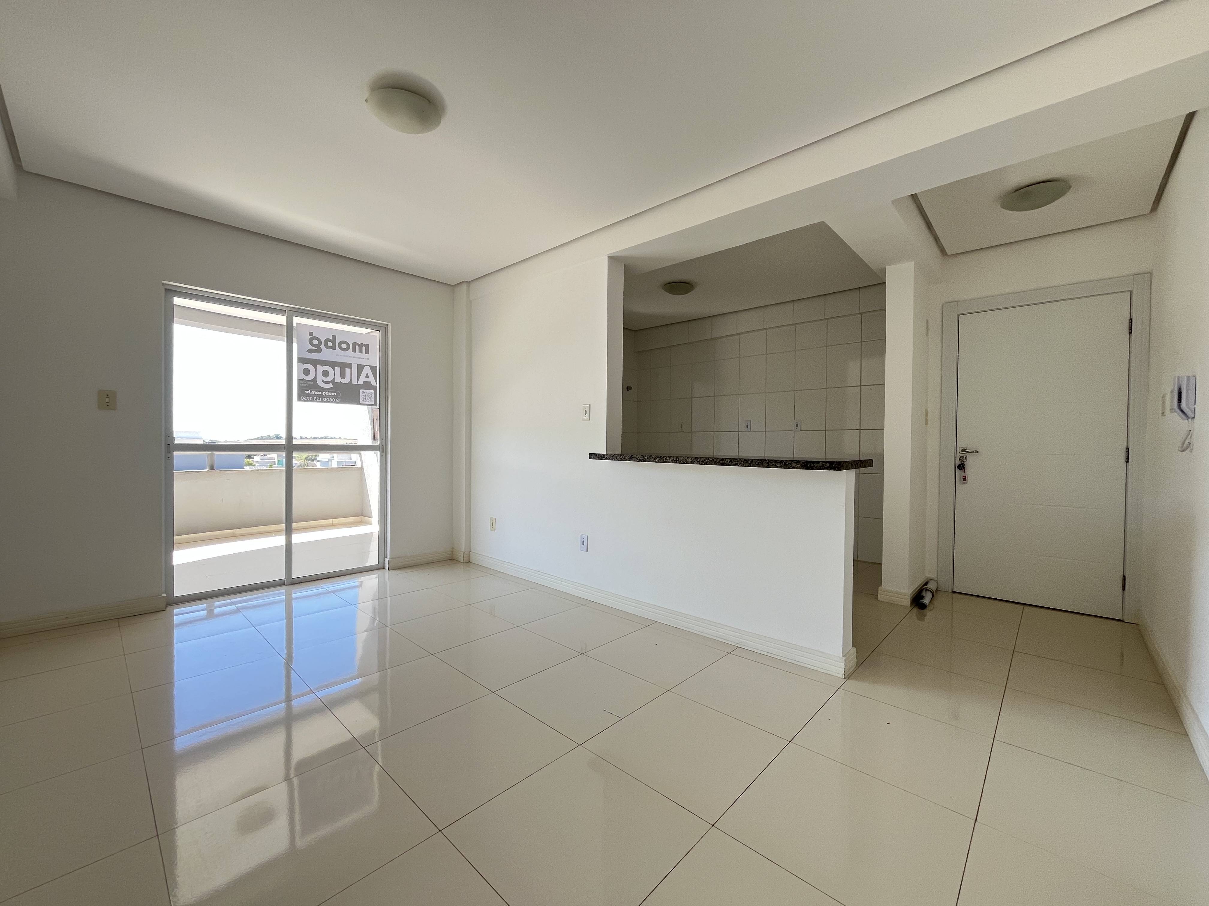 Apartamento 1 suíte para alugar no Passo dos Fortes | Mobg