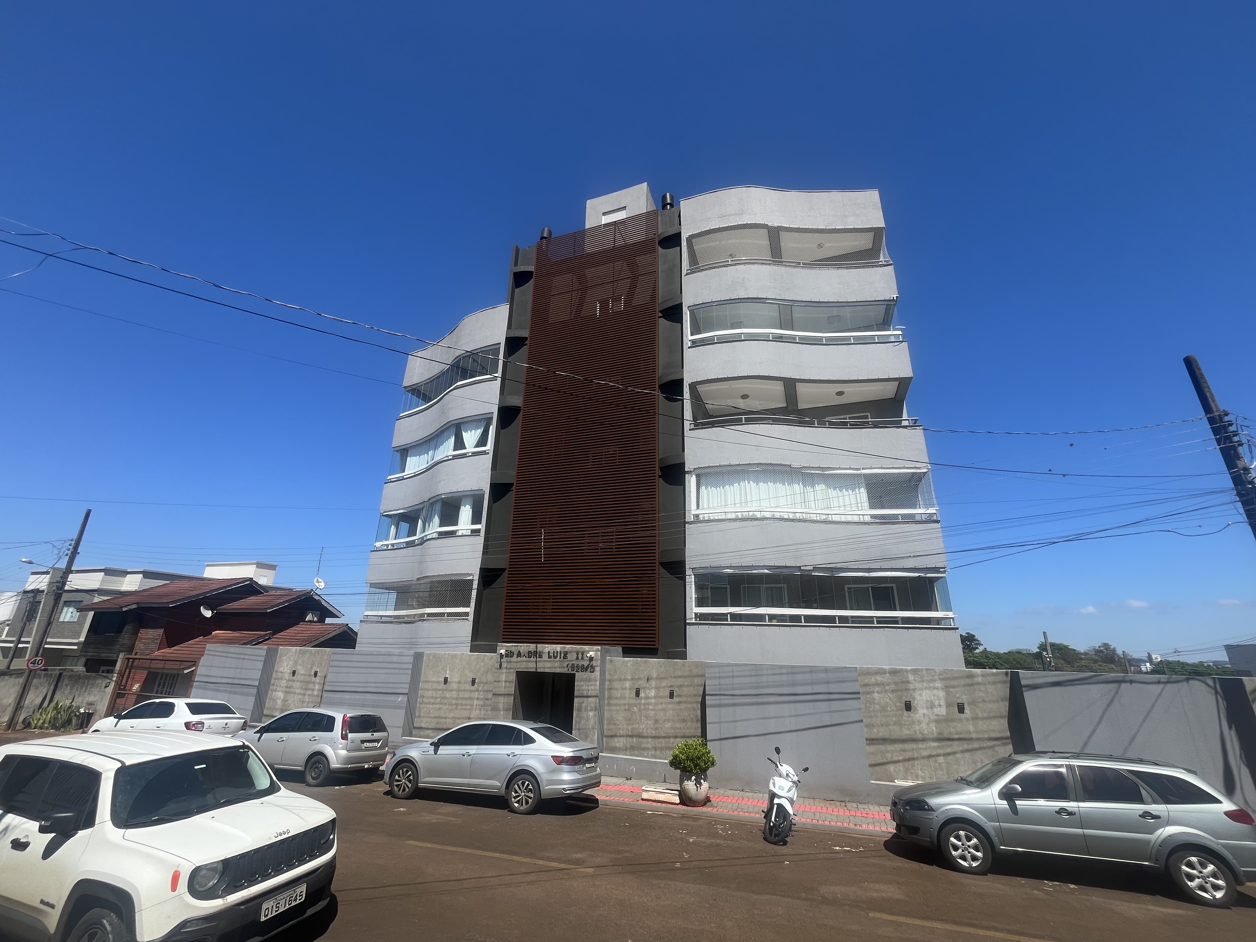 Apartamento 1 suíte para alugar no Passo dos Fortes | Mobg