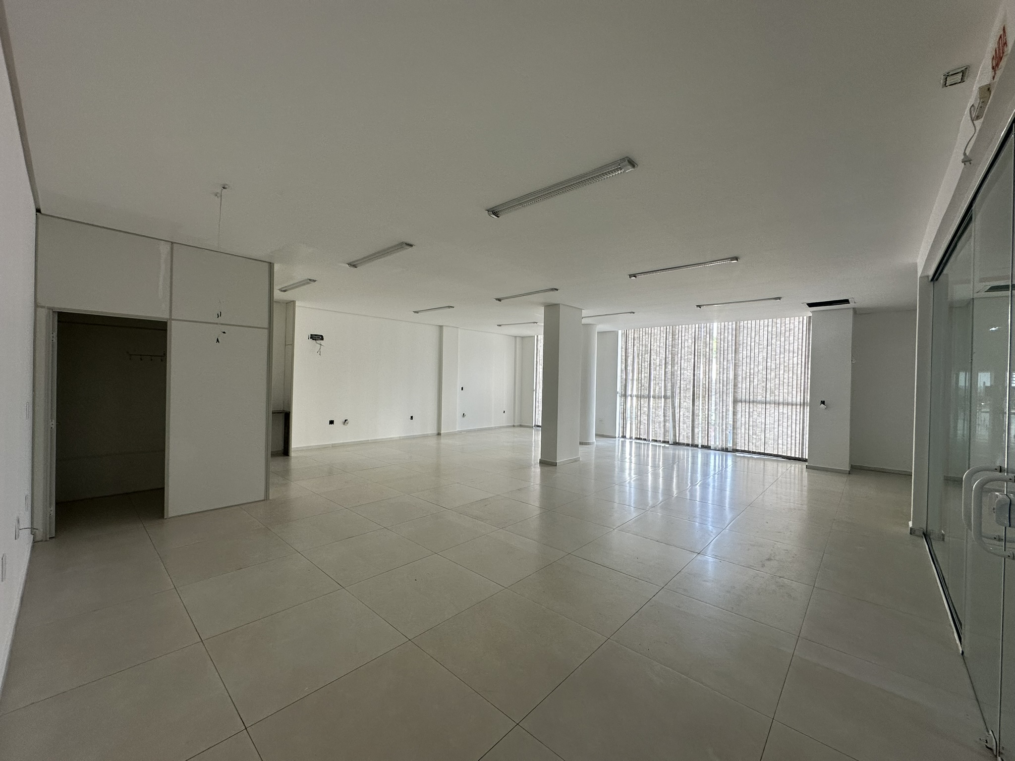 Sala Comercial para Alugar - Centro, Pinhalzinho | 110m²
