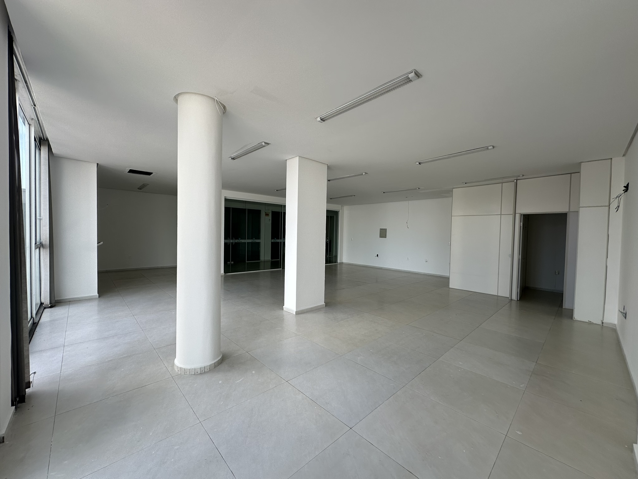 Sala Comercial para Alugar - Centro, Pinhalzinho | 110m²