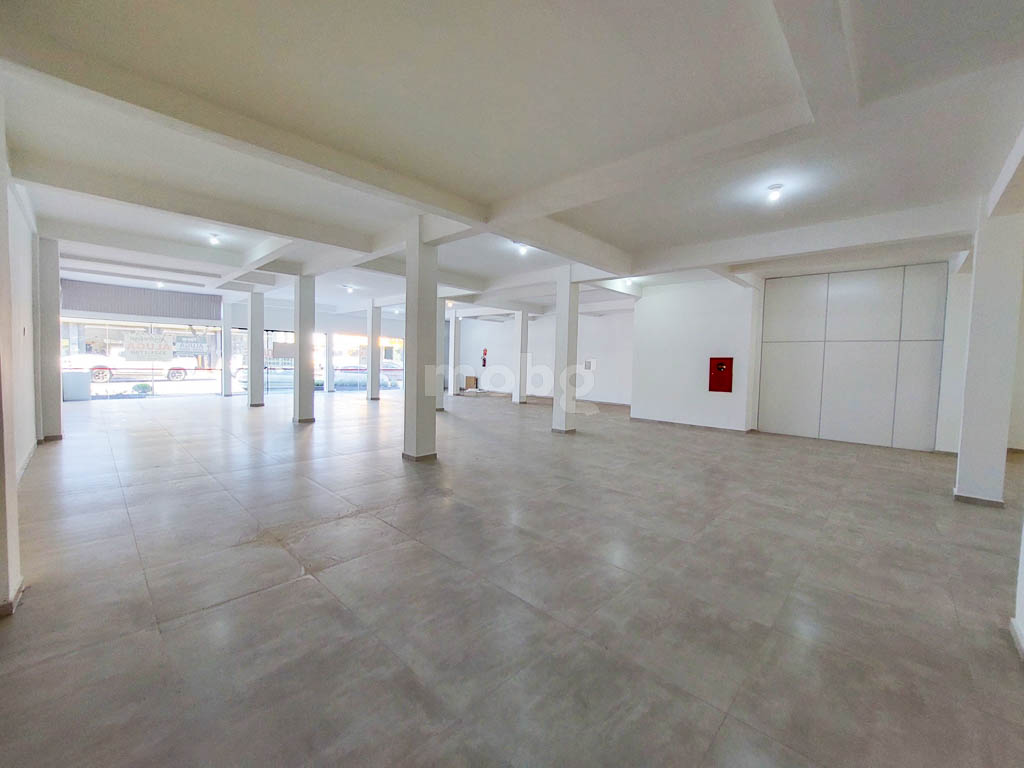 Sala Comercial para Alugar em São Cristóvão, Chapecó - 337m²