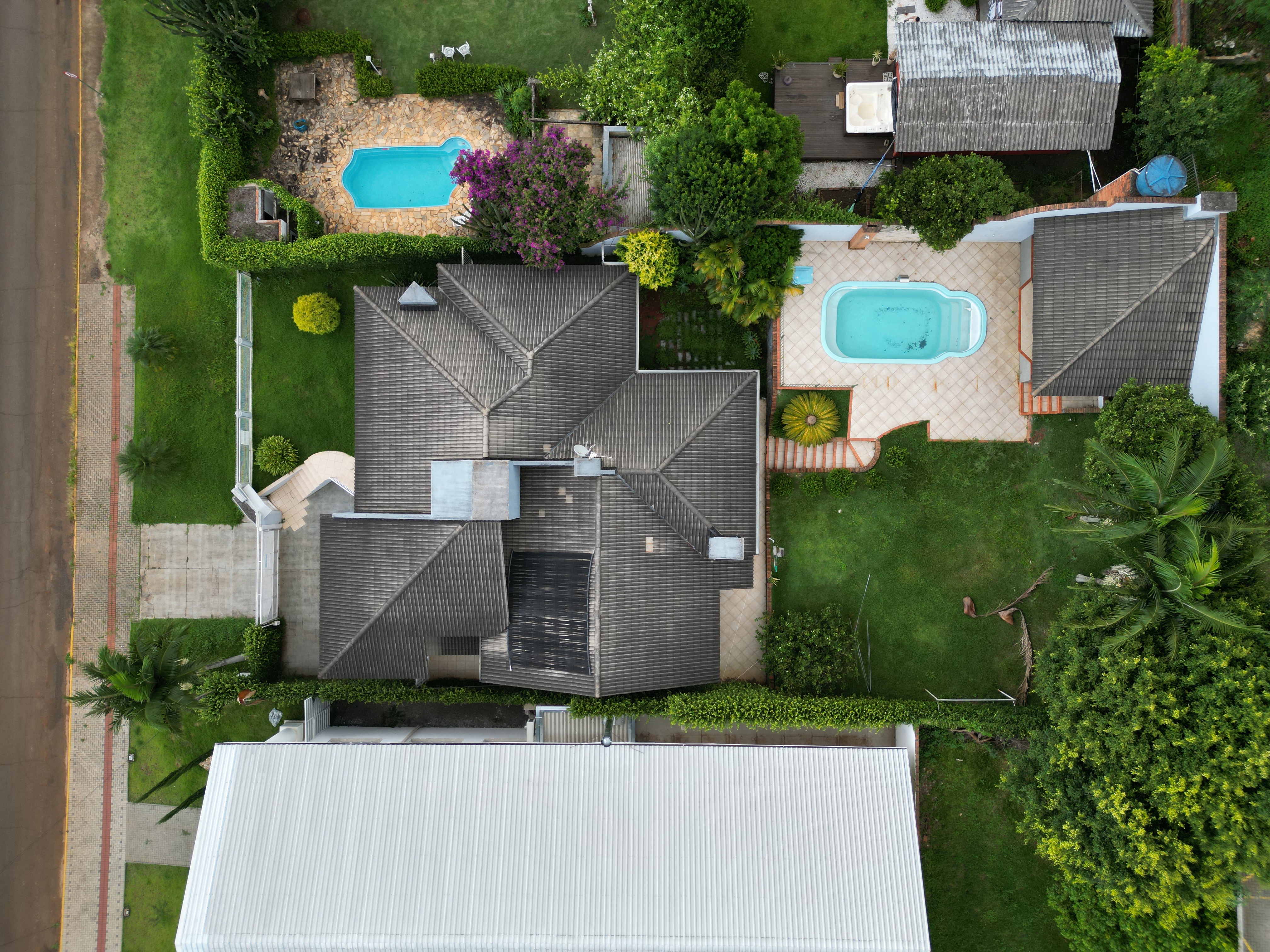 Casa para Alugar em Santa Maria, Chapecó - 3 Quartos, Piscin