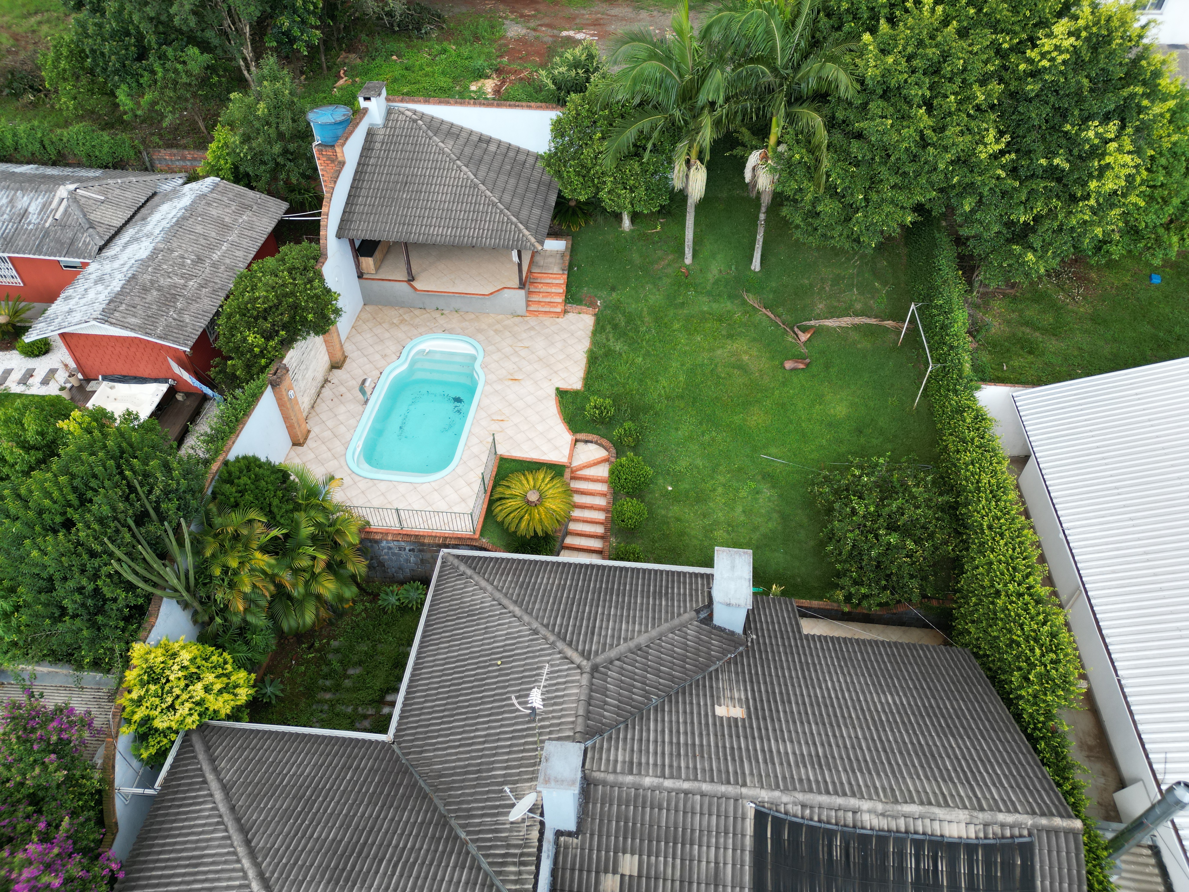 Casa para Alugar em Santa Maria, Chapecó - 3 Quartos, Piscin
