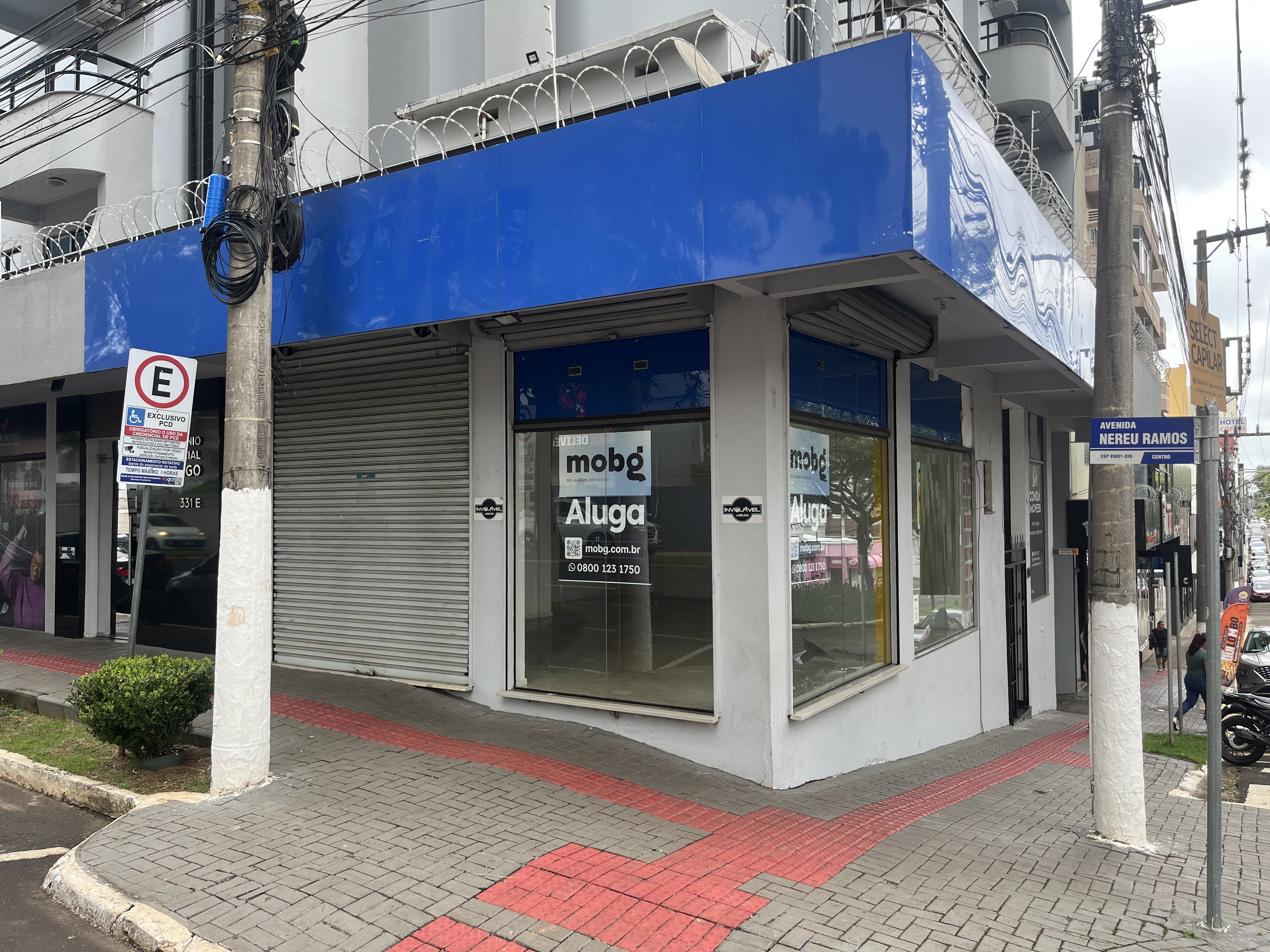 Sala Comercial para Alugar - Centro, Chapecó - 66m²