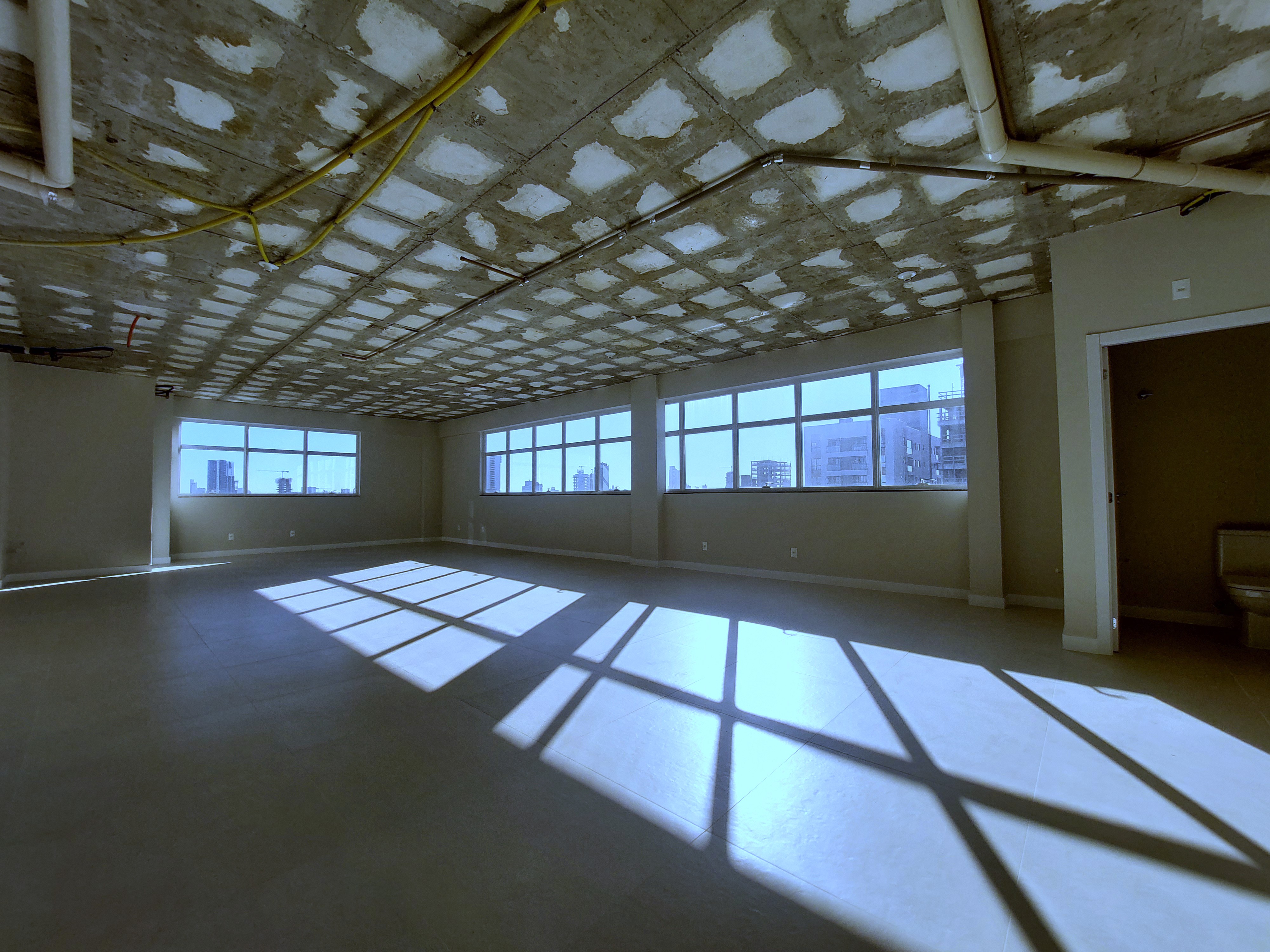 Sala Comercial para Alugar em Santa Maria, Chapecó com 76m²