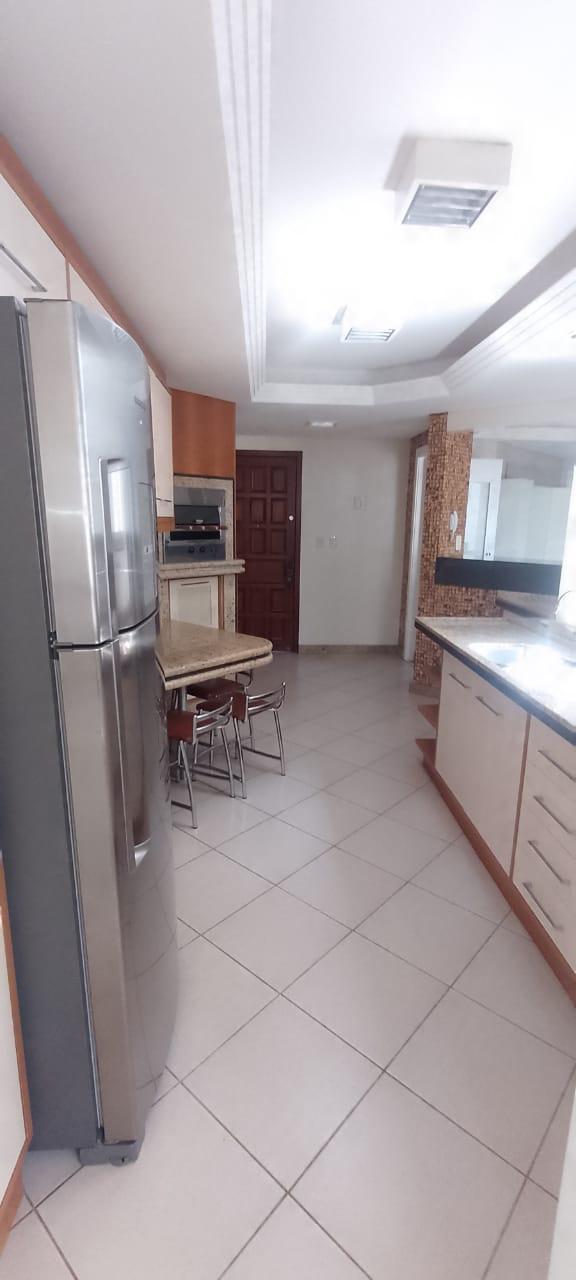 Apartamento para Alugar - 4 Quartos, Centro, Chapecó